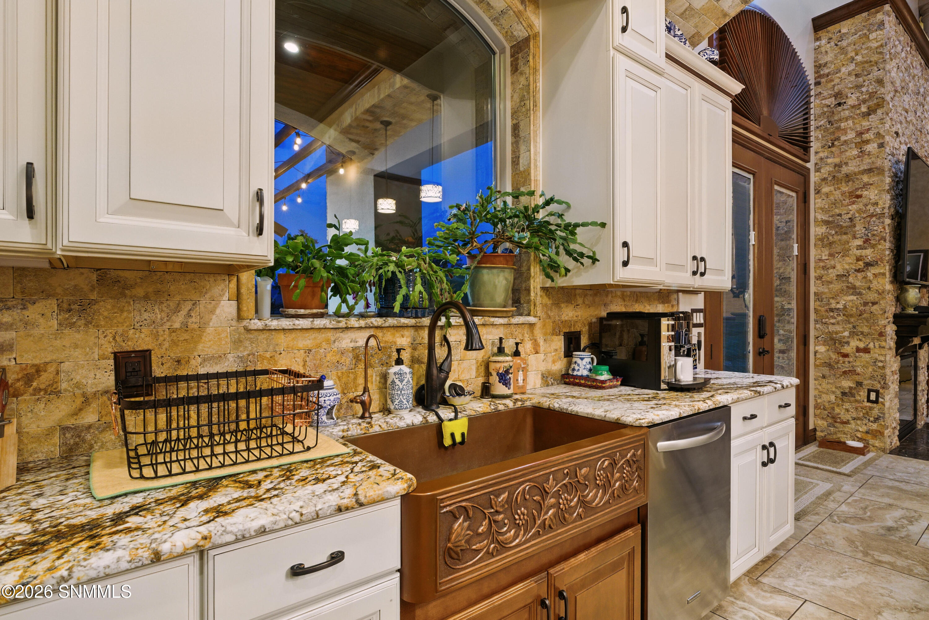 7920 Apache Canyon Drive Property Photo 17
