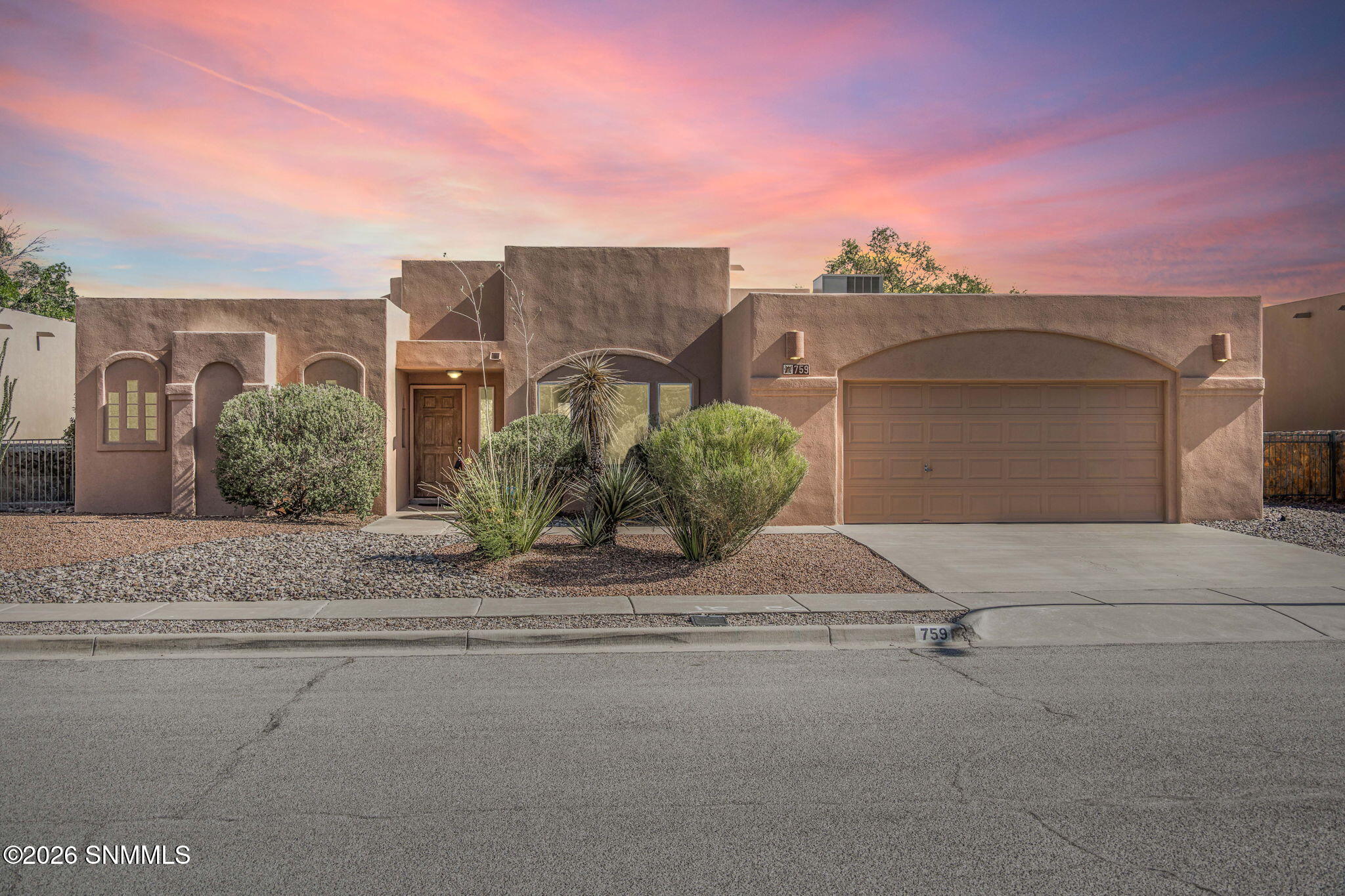 759 Stone Canyon Drive Property Photo 1