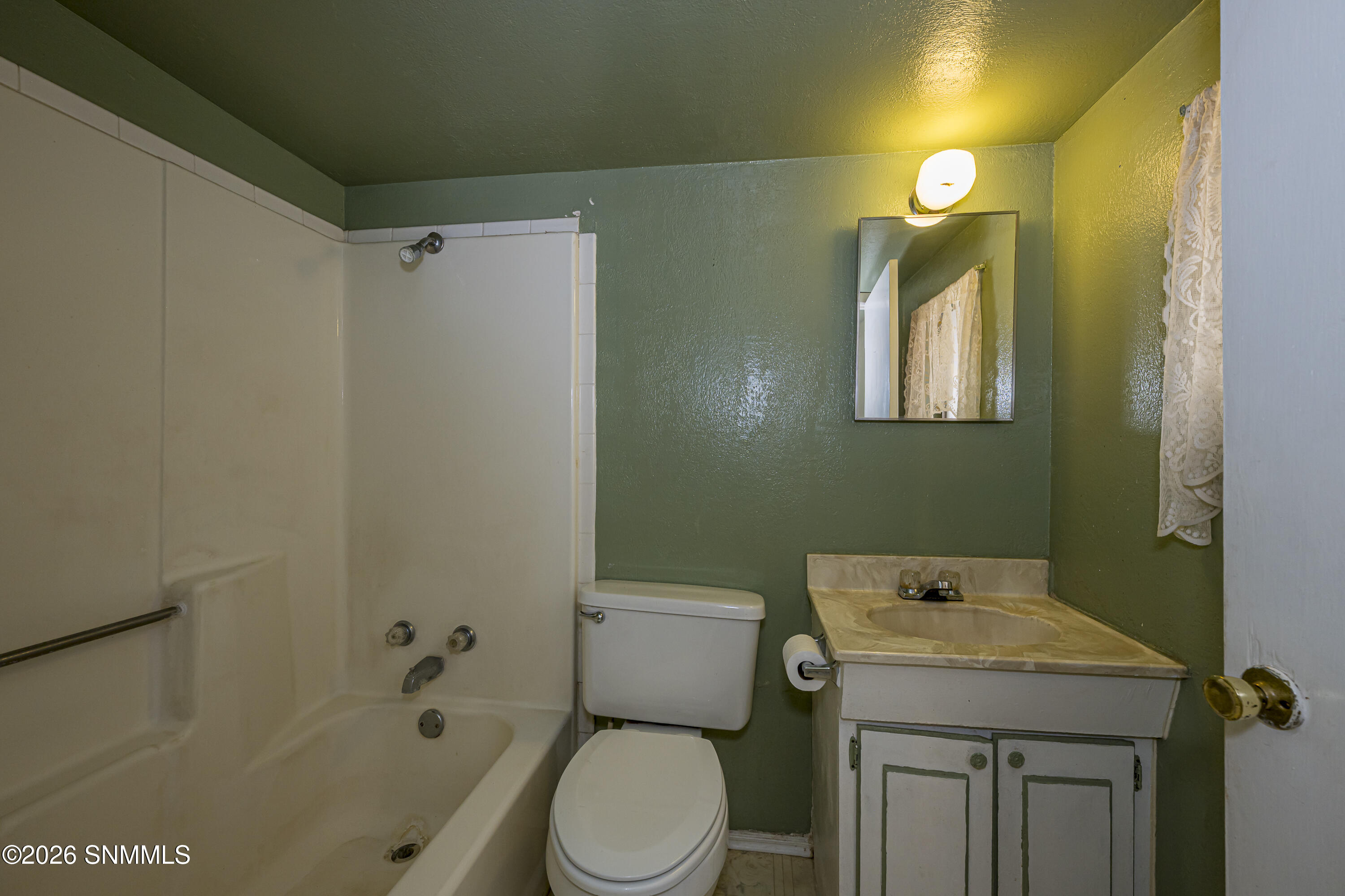 611 1st Street Property Photo 23