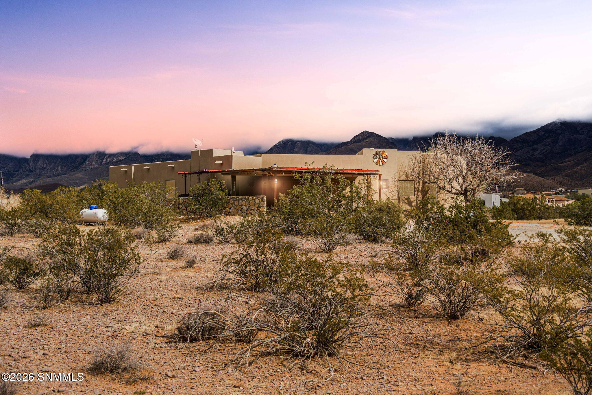 10085 Achenbach Canyon Road Property Photo 1