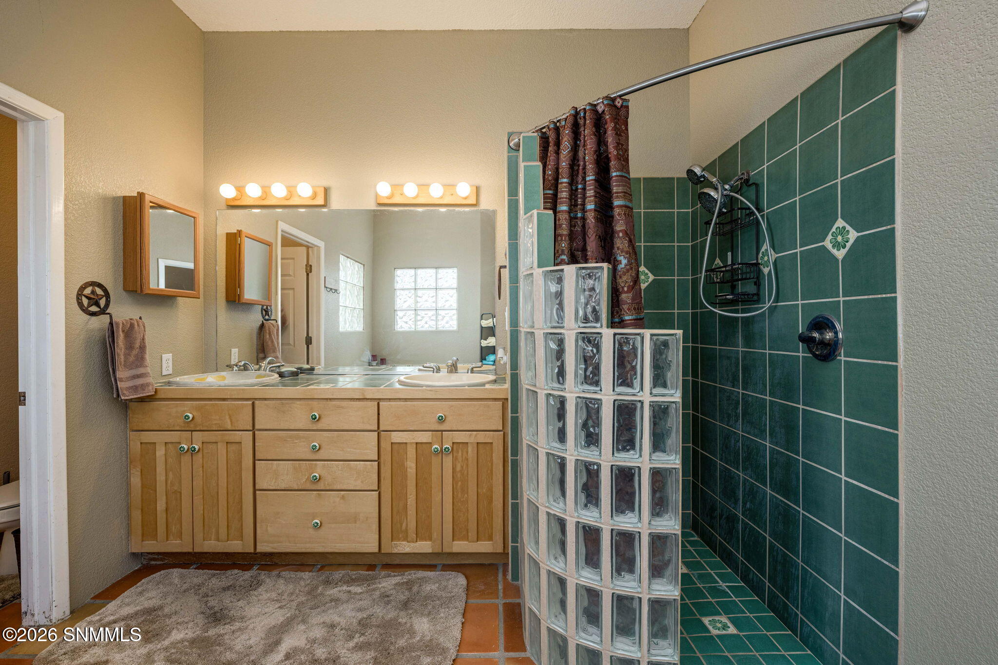 10085 Achenbach Canyon Road Property Photo 17