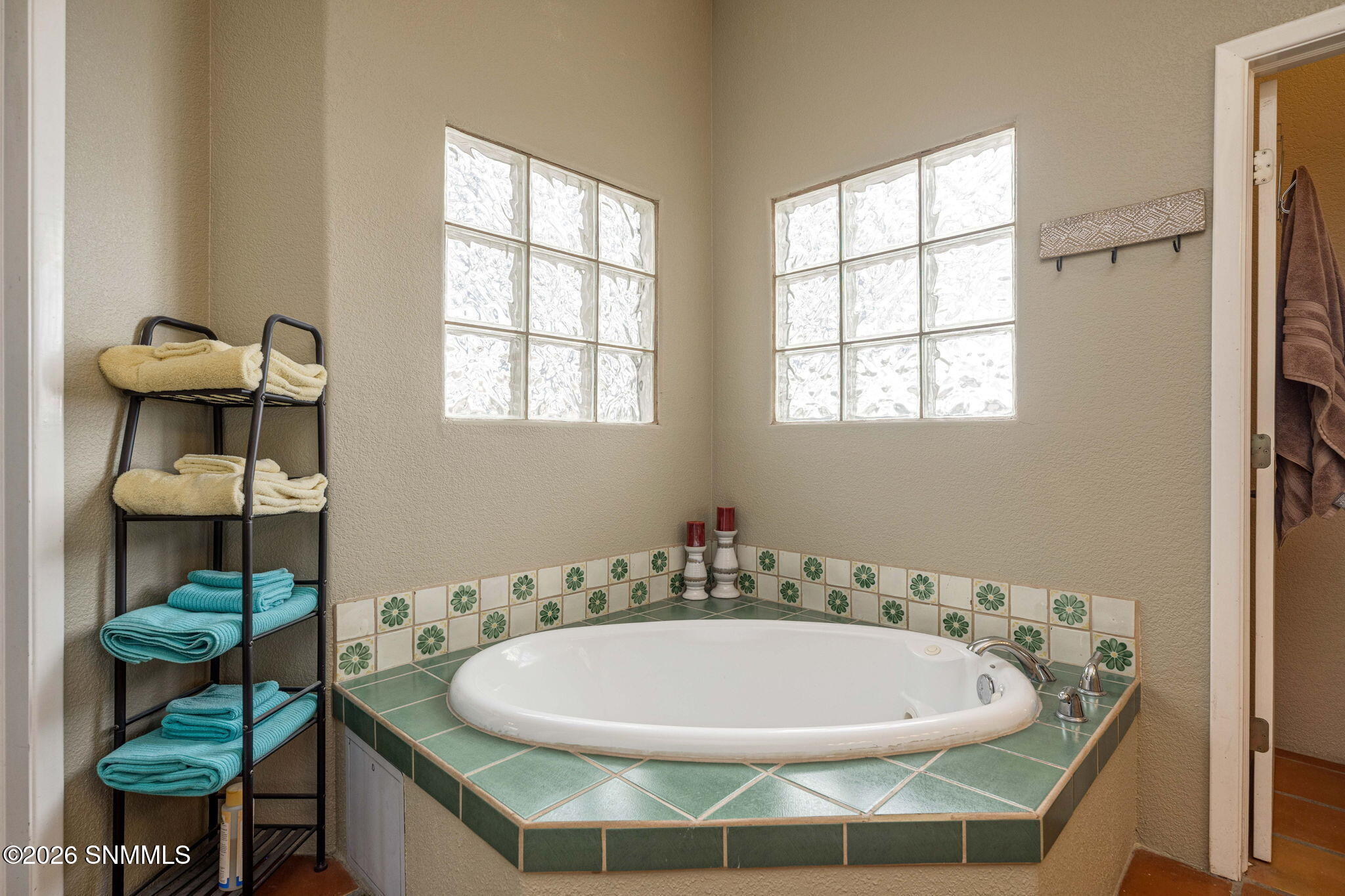 10085 Achenbach Canyon Road Property Photo 18