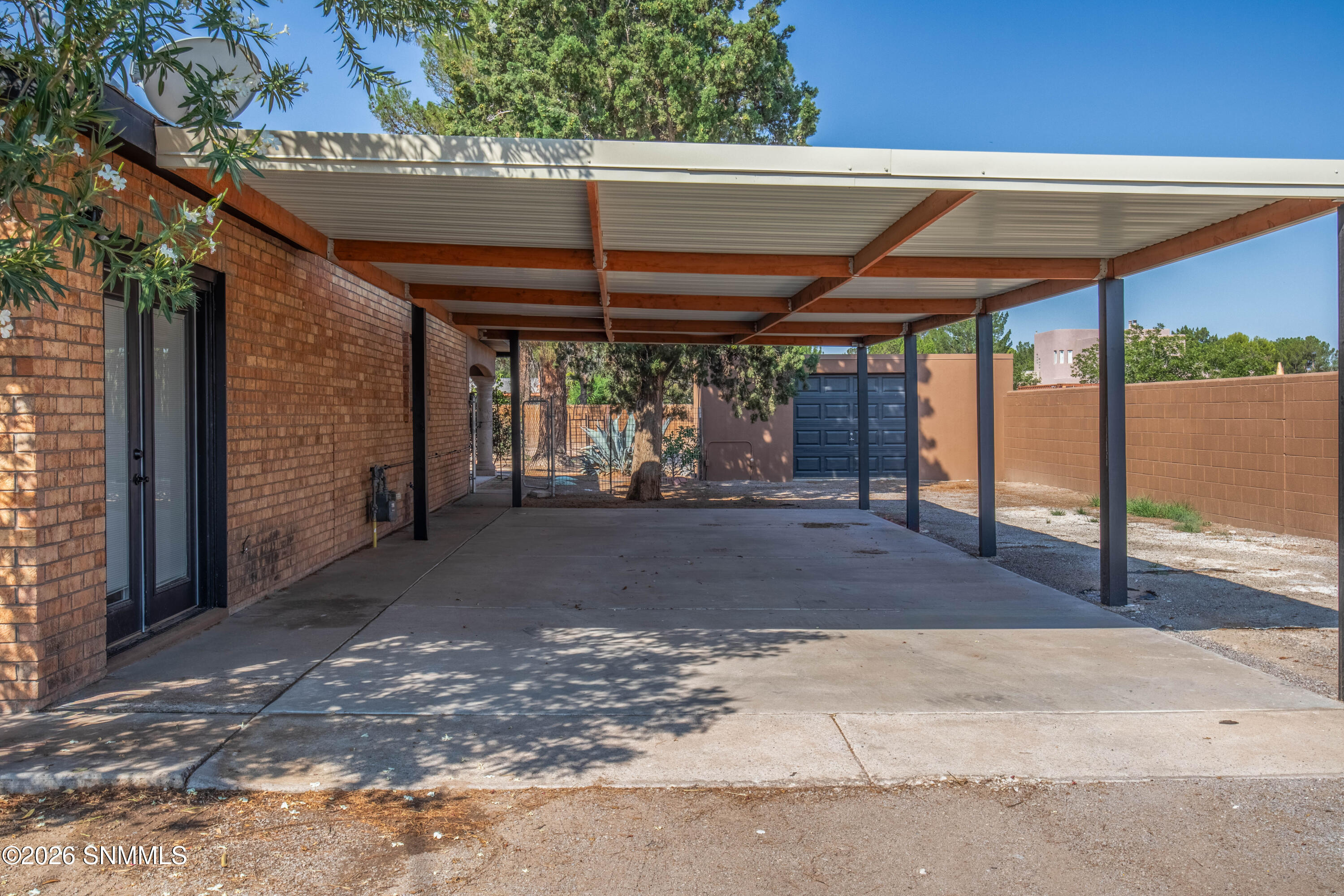 5129 N Valley Drive Property Photo 32