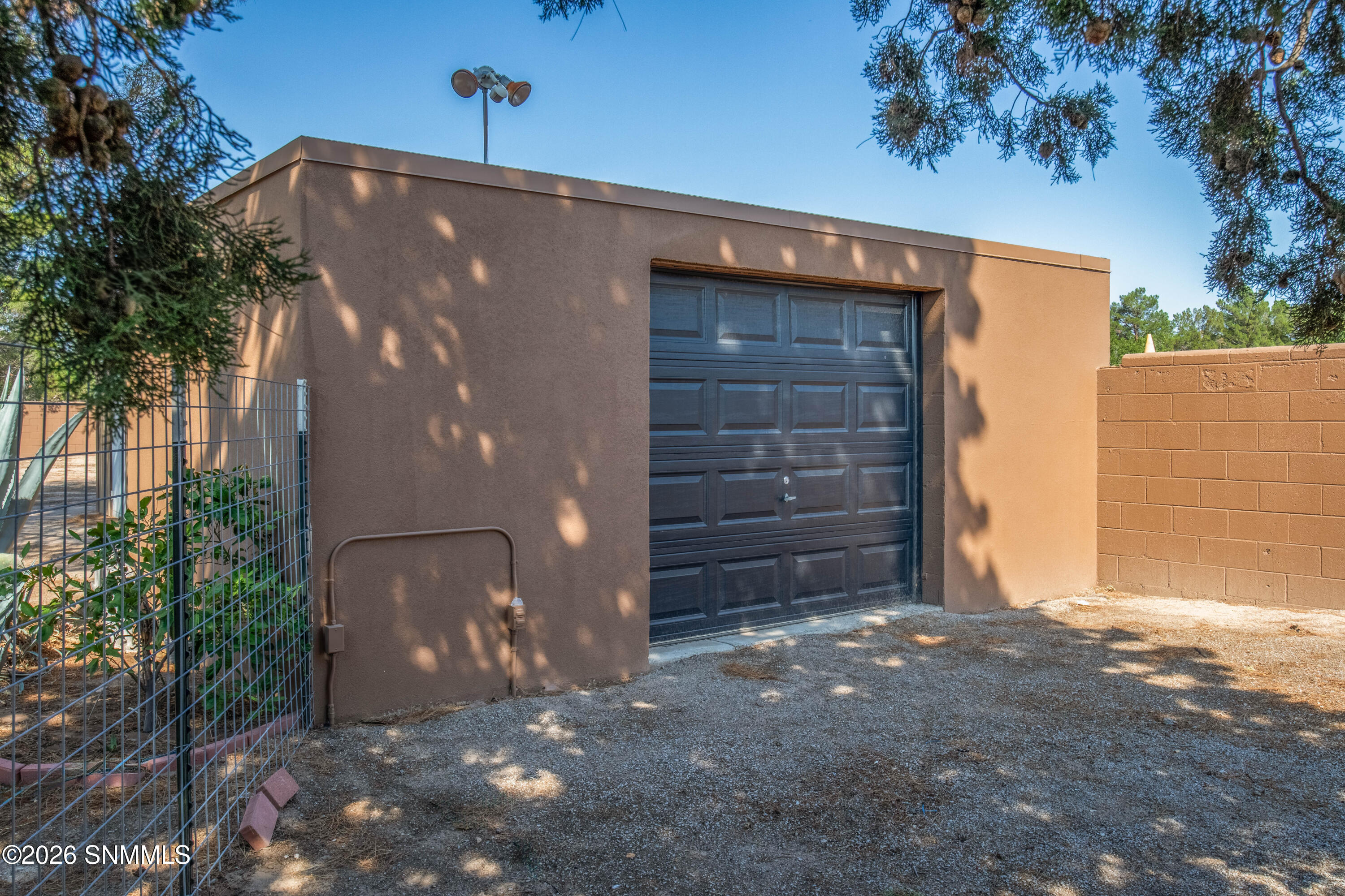 5129 N Valley Drive Property Photo 35