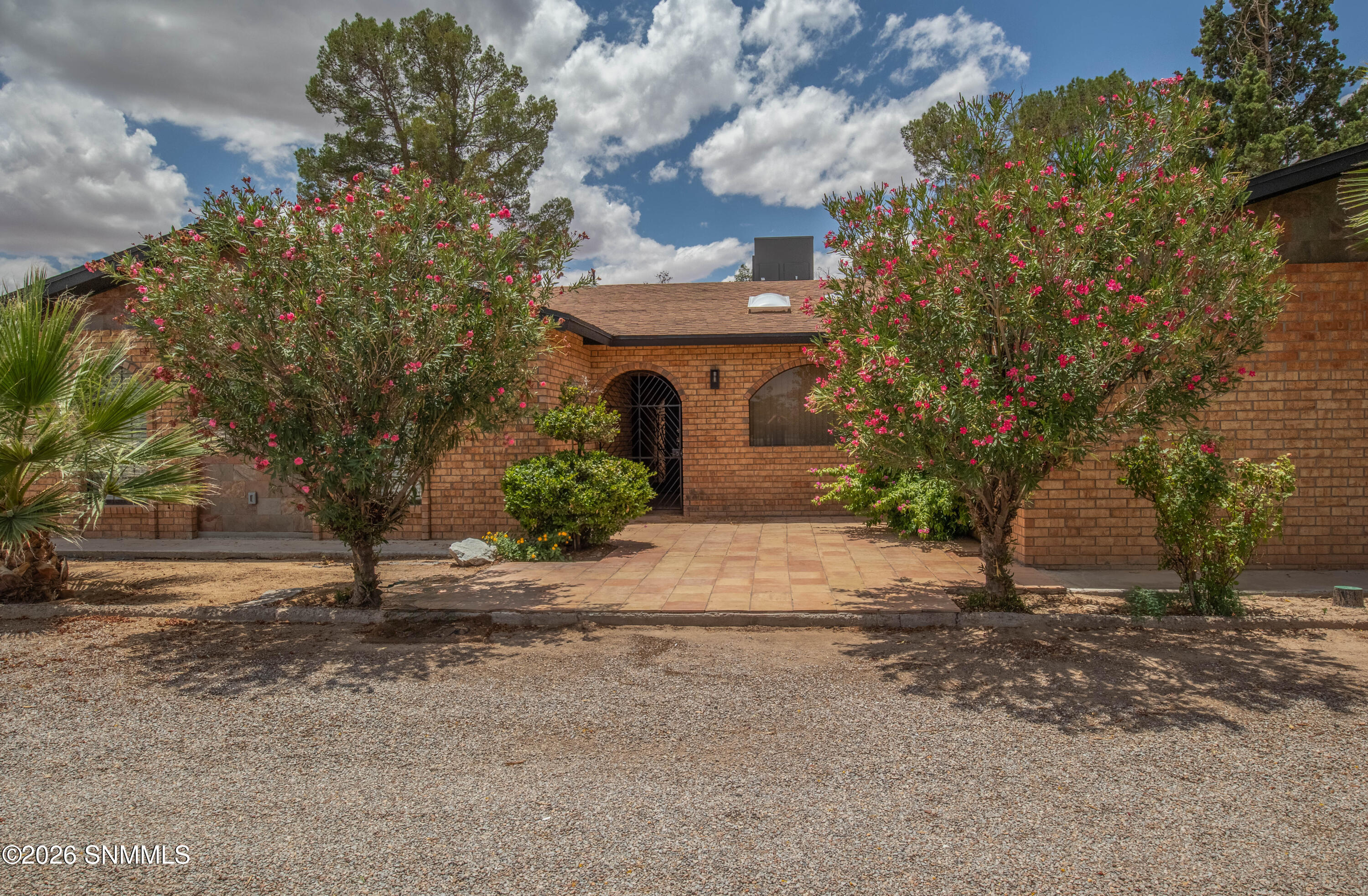 5129 N Valley Drive Property Photo 36