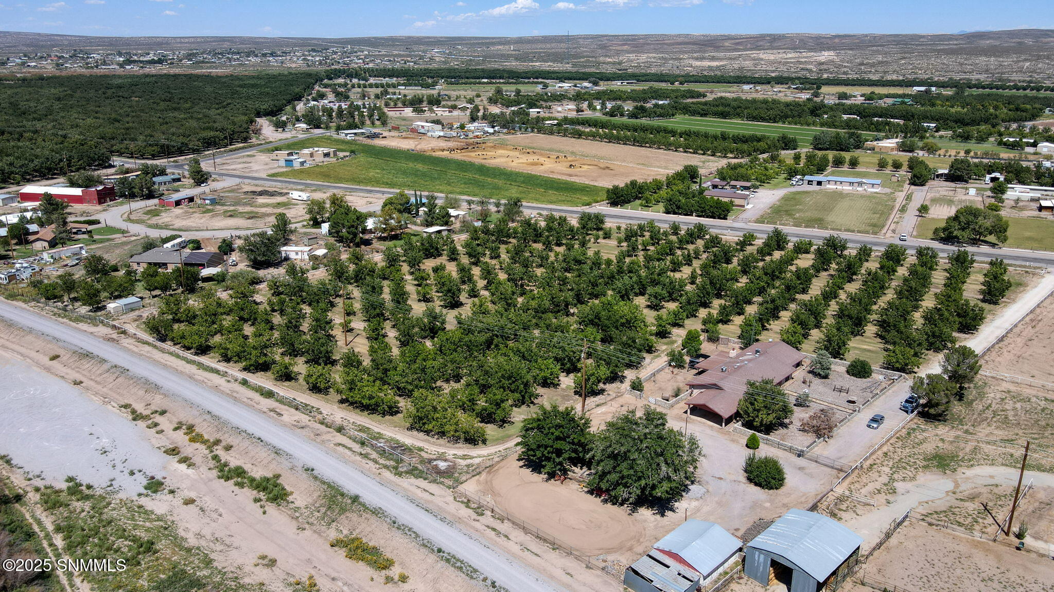 10917 N Valley Drive Property Photo 8