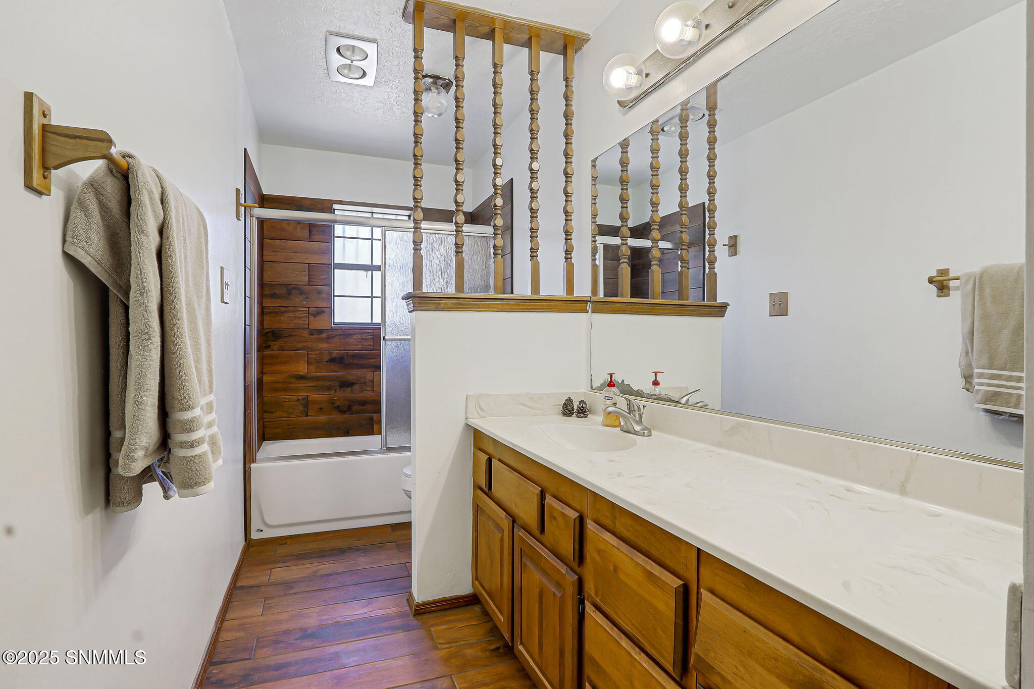 10917 N Valley Drive Property Photo 37