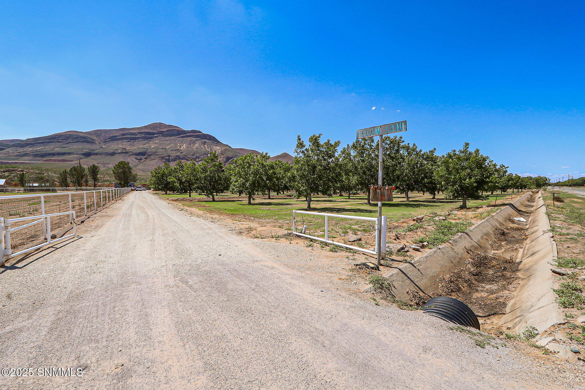 10917 N Valley Drive Property Photo 70