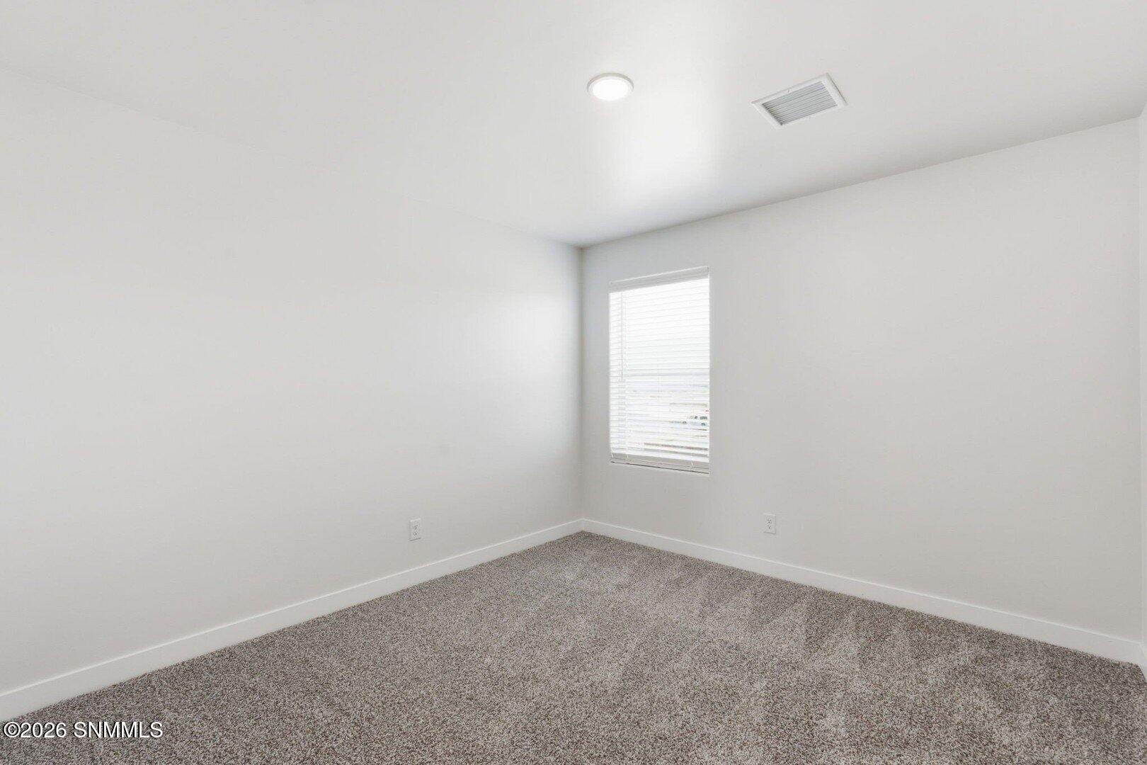 6565 Newcastle Avenue Property Photo 25
