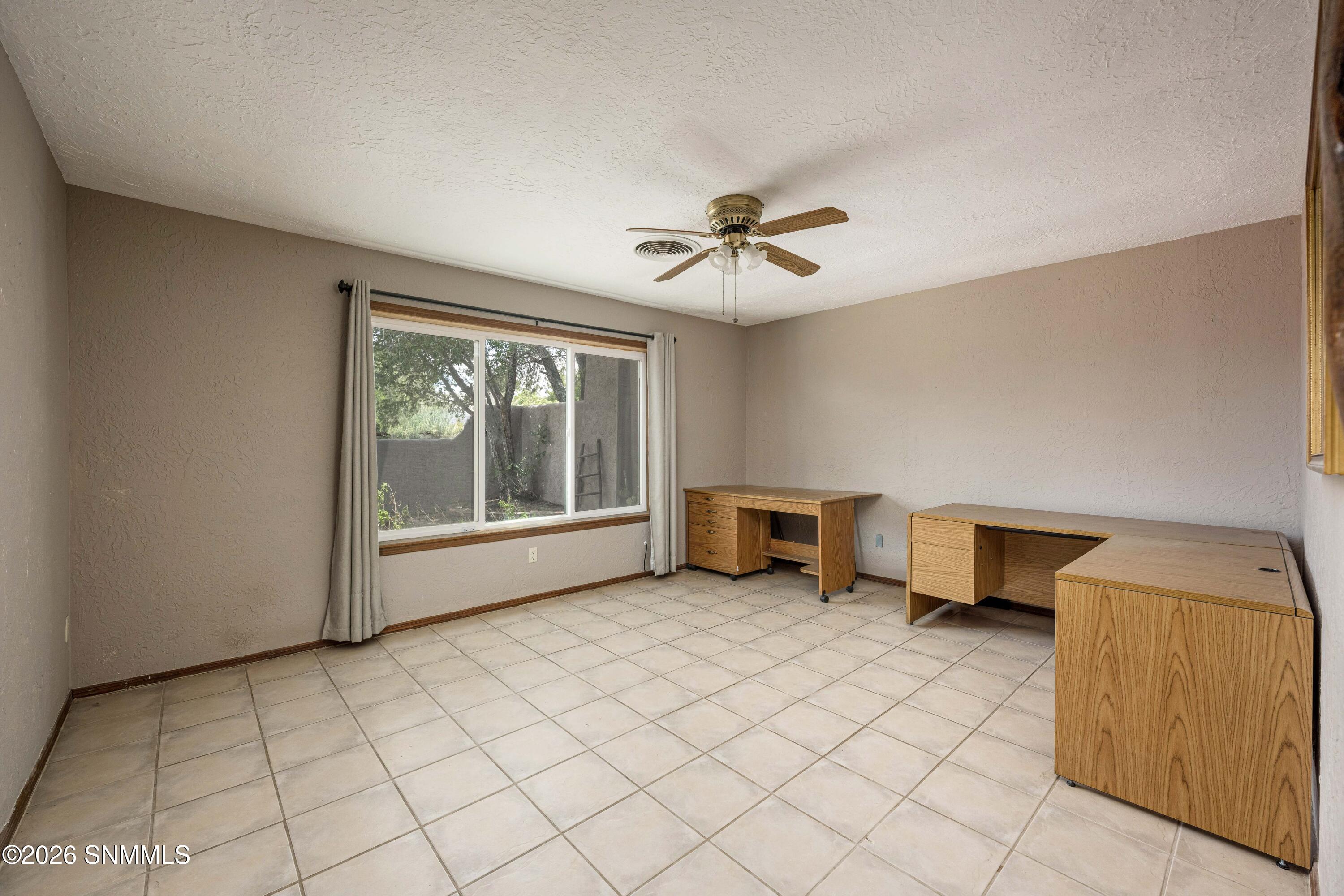 1910 Lillian Court Property Photo 16