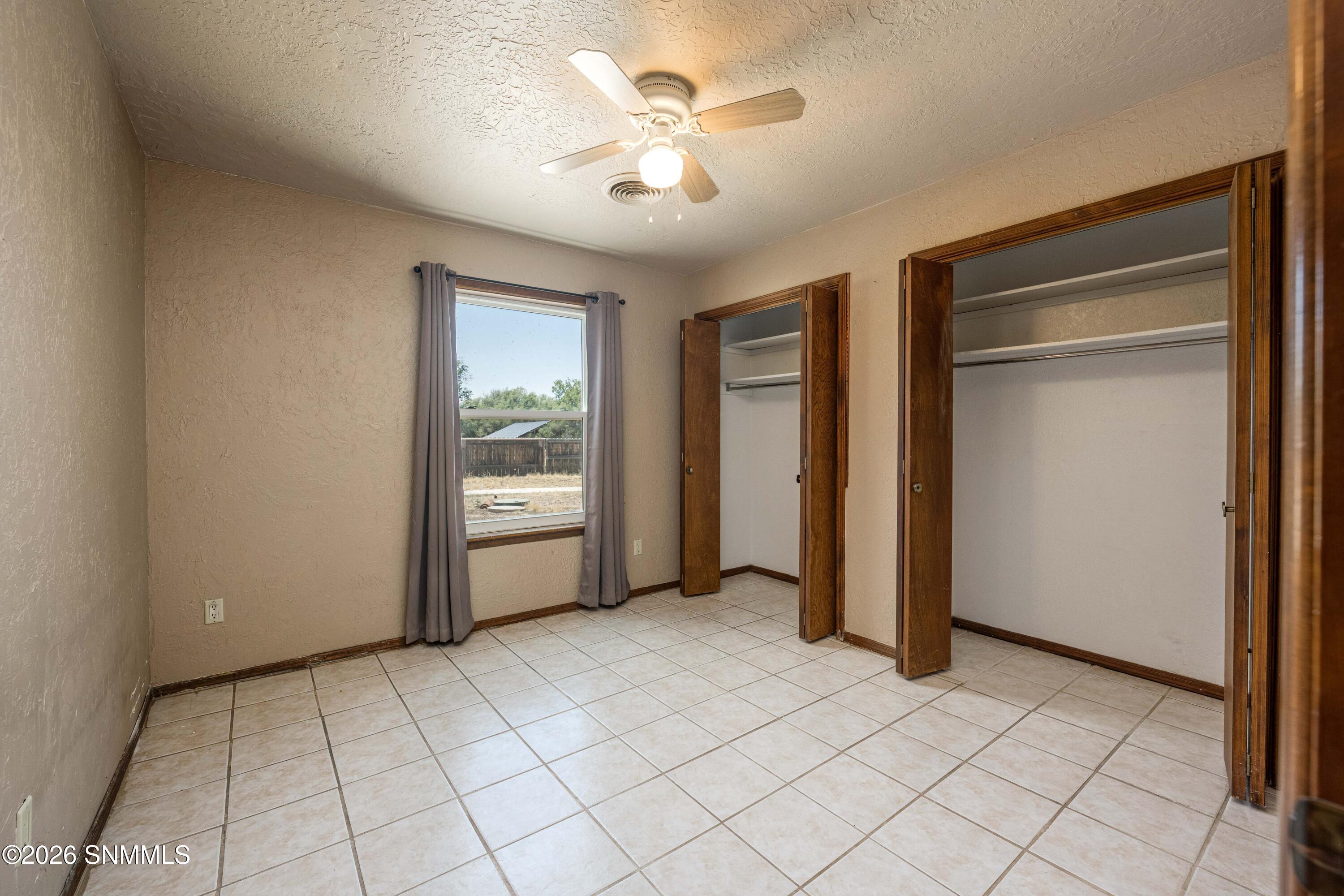 1910 Lillian Court Property Photo 25