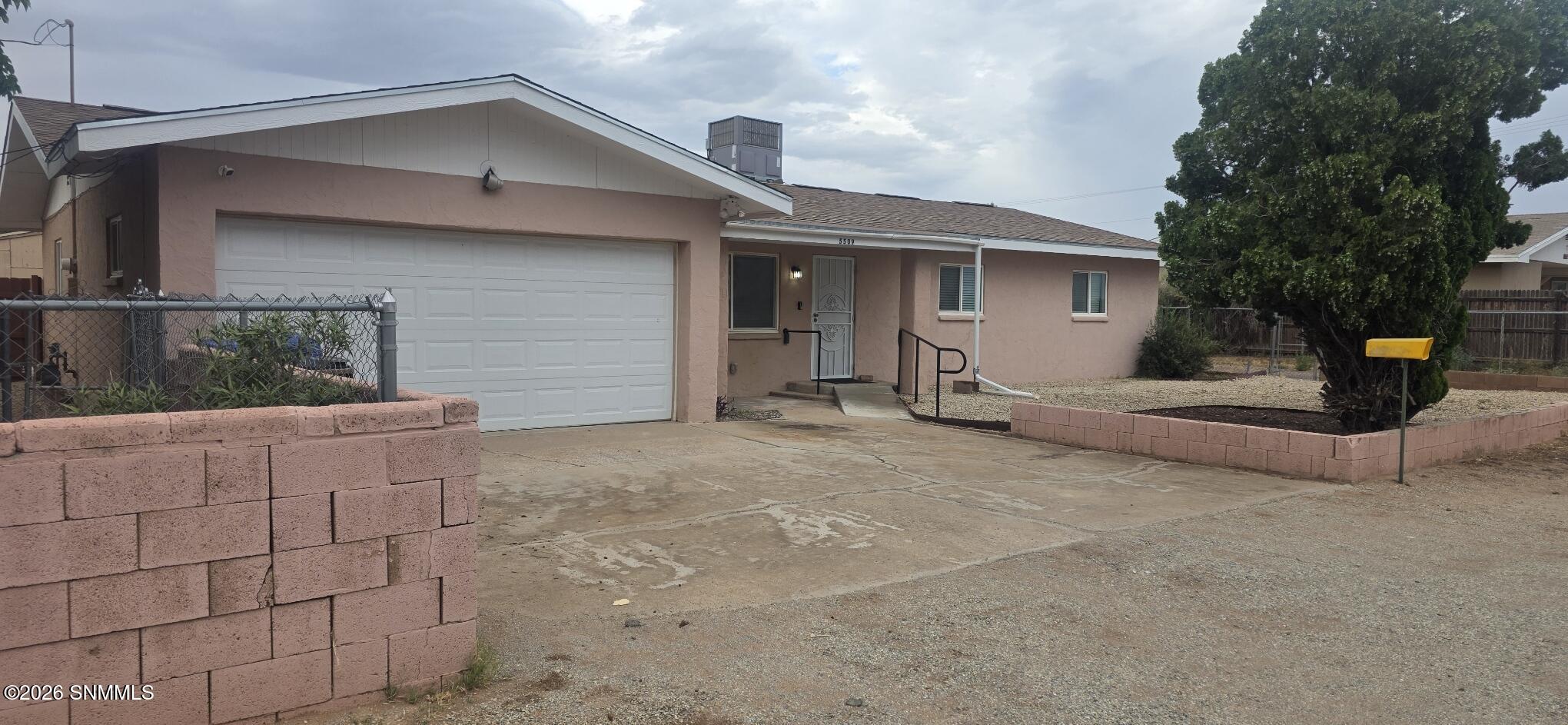 5509 Mesa Drive Property Photo 1