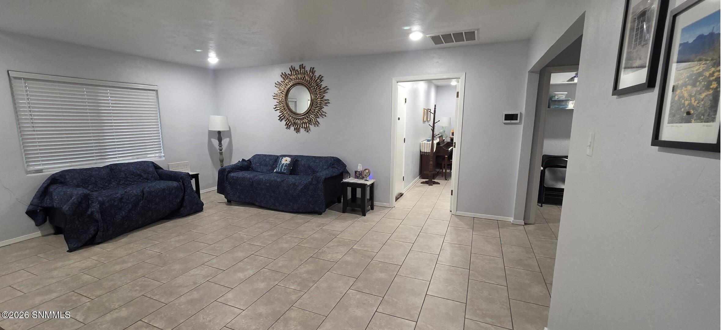 5509 Mesa Drive Property Photo 4