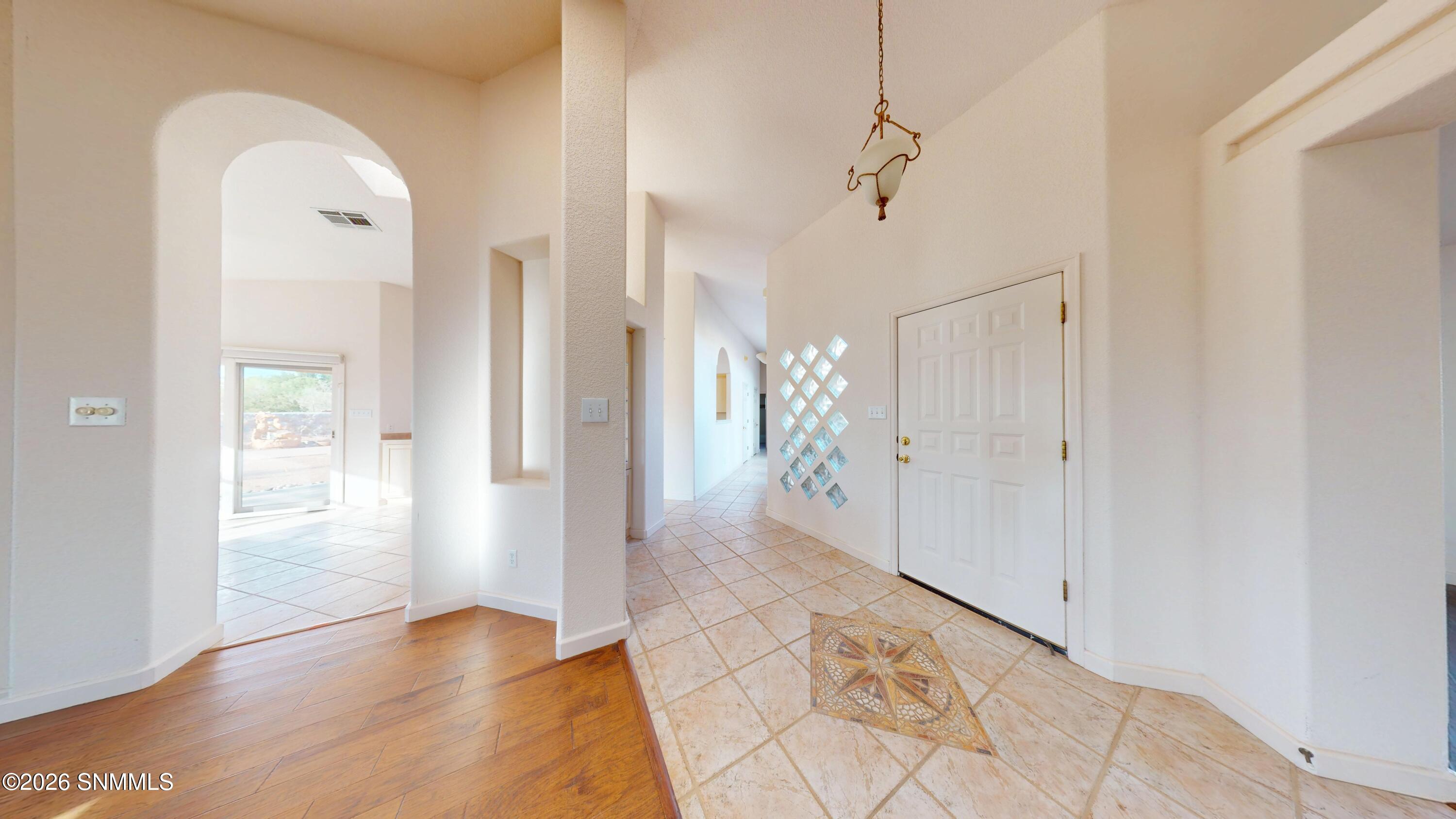 5301 Redman Road Property Photo 3