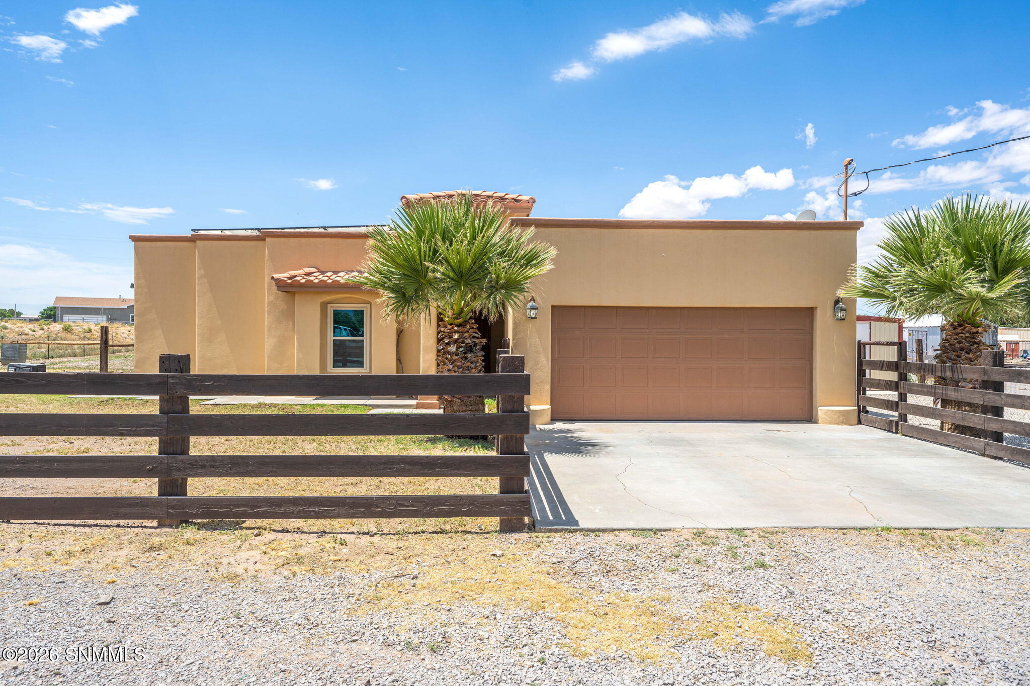 9124 Clovis Road Property Photo 3