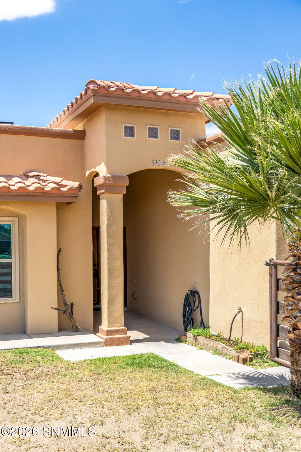 9124 Clovis Road Property Photo 5