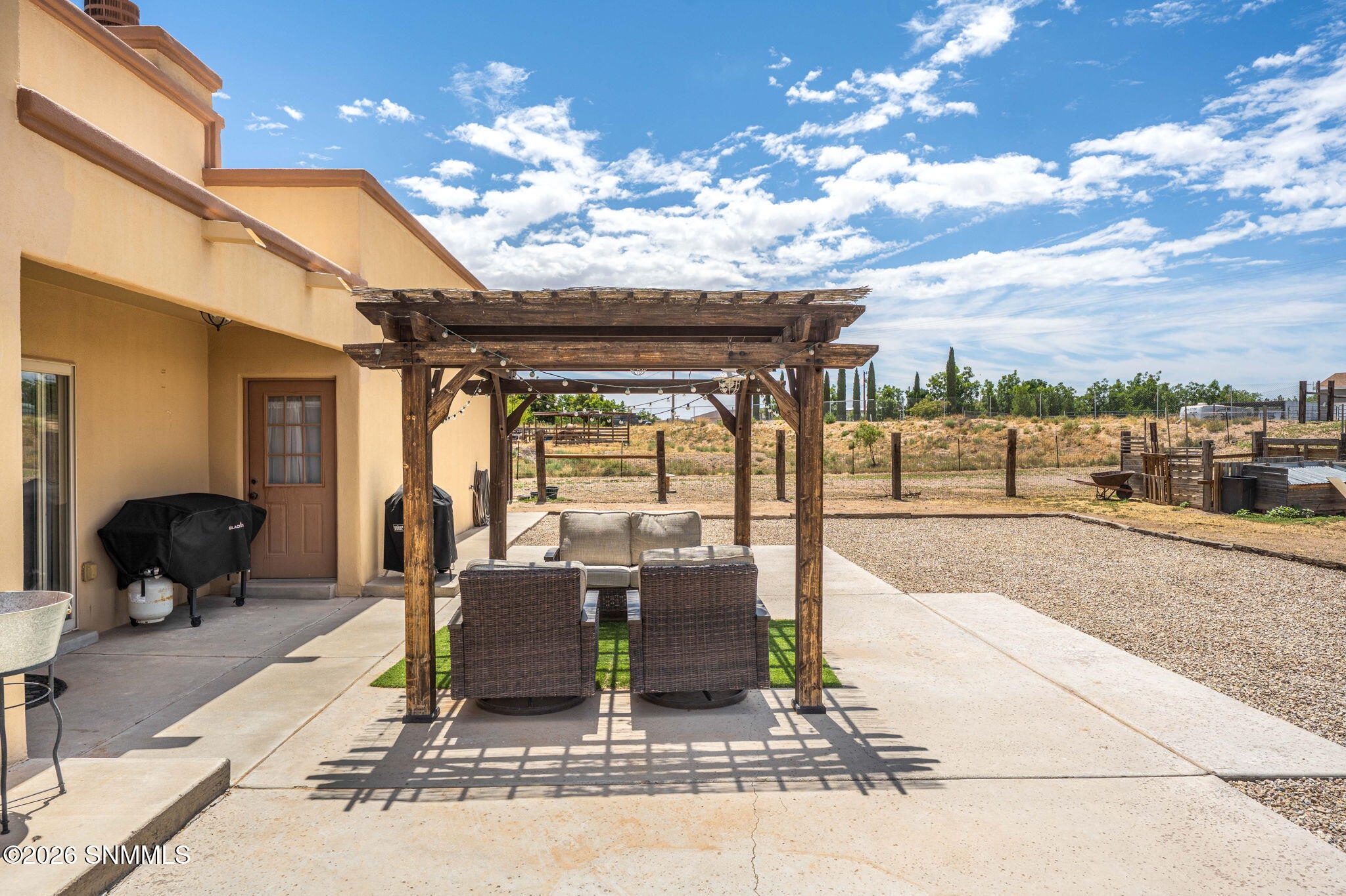 9124 Clovis Road Property Photo 32
