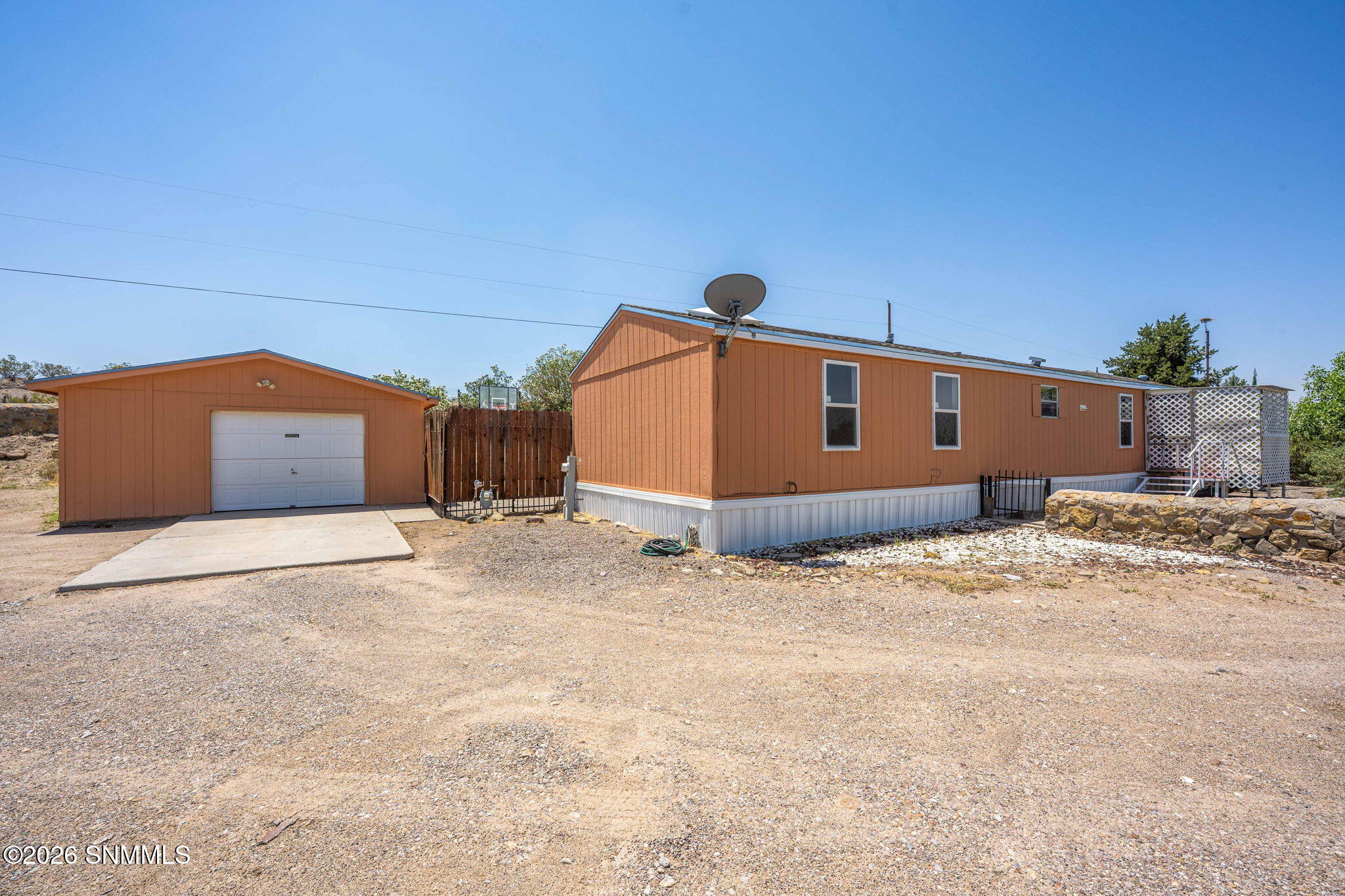 5200 Nana Trail Property Photo 1