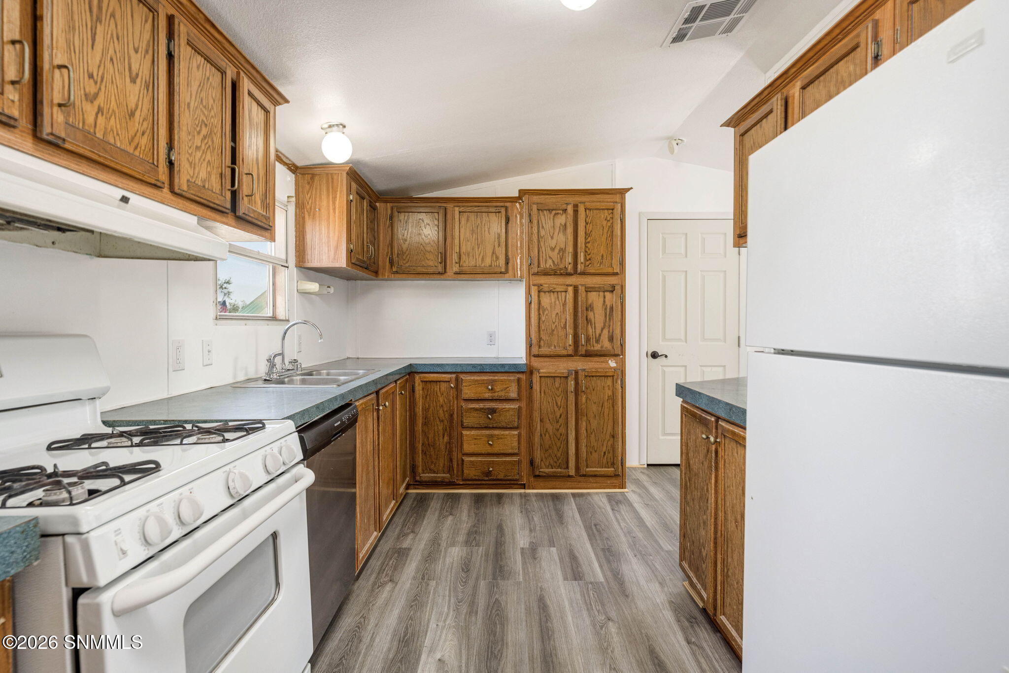 5200 Nana Trail Property Photo 7