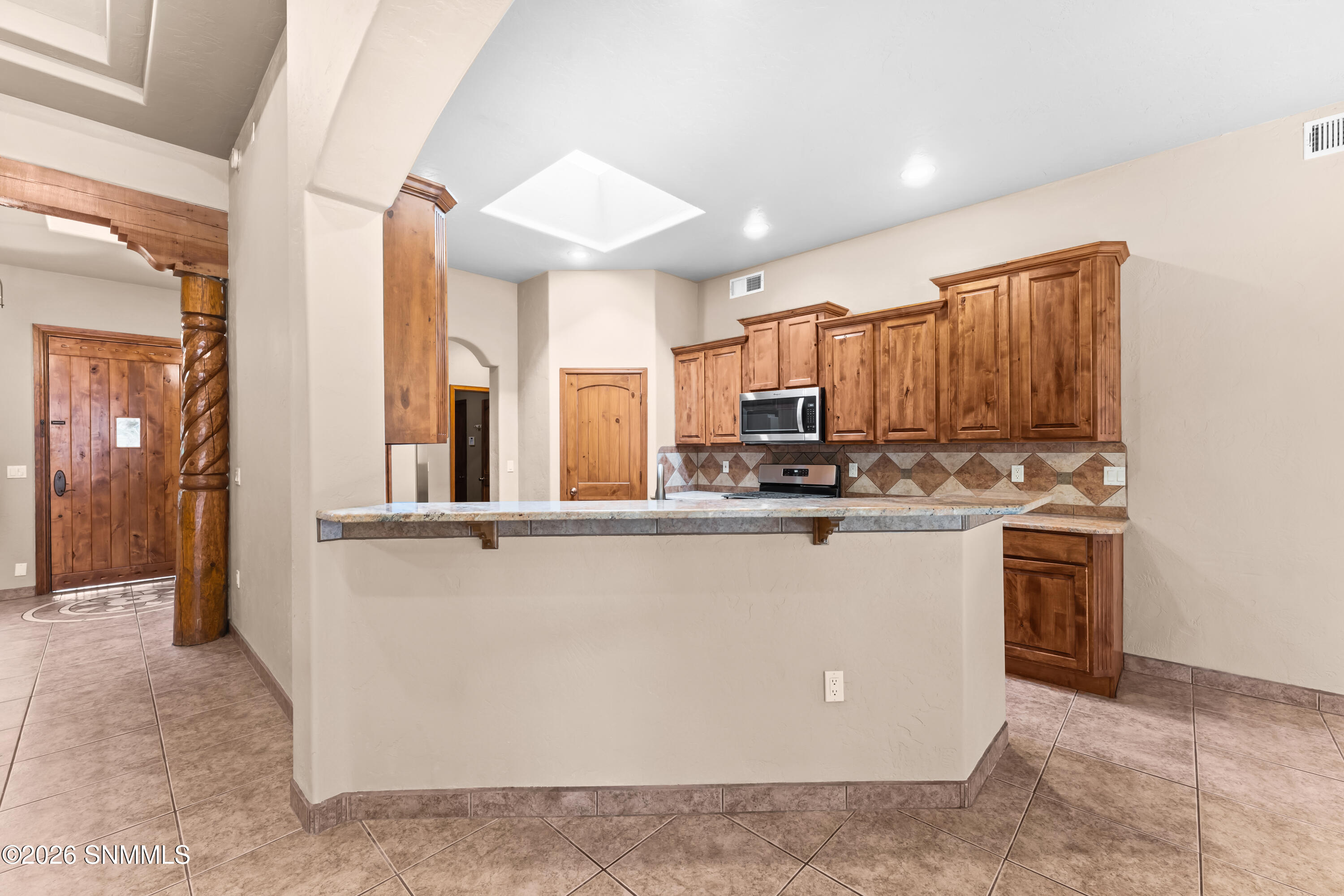 2026 El Presidio Drive Property Photo 11