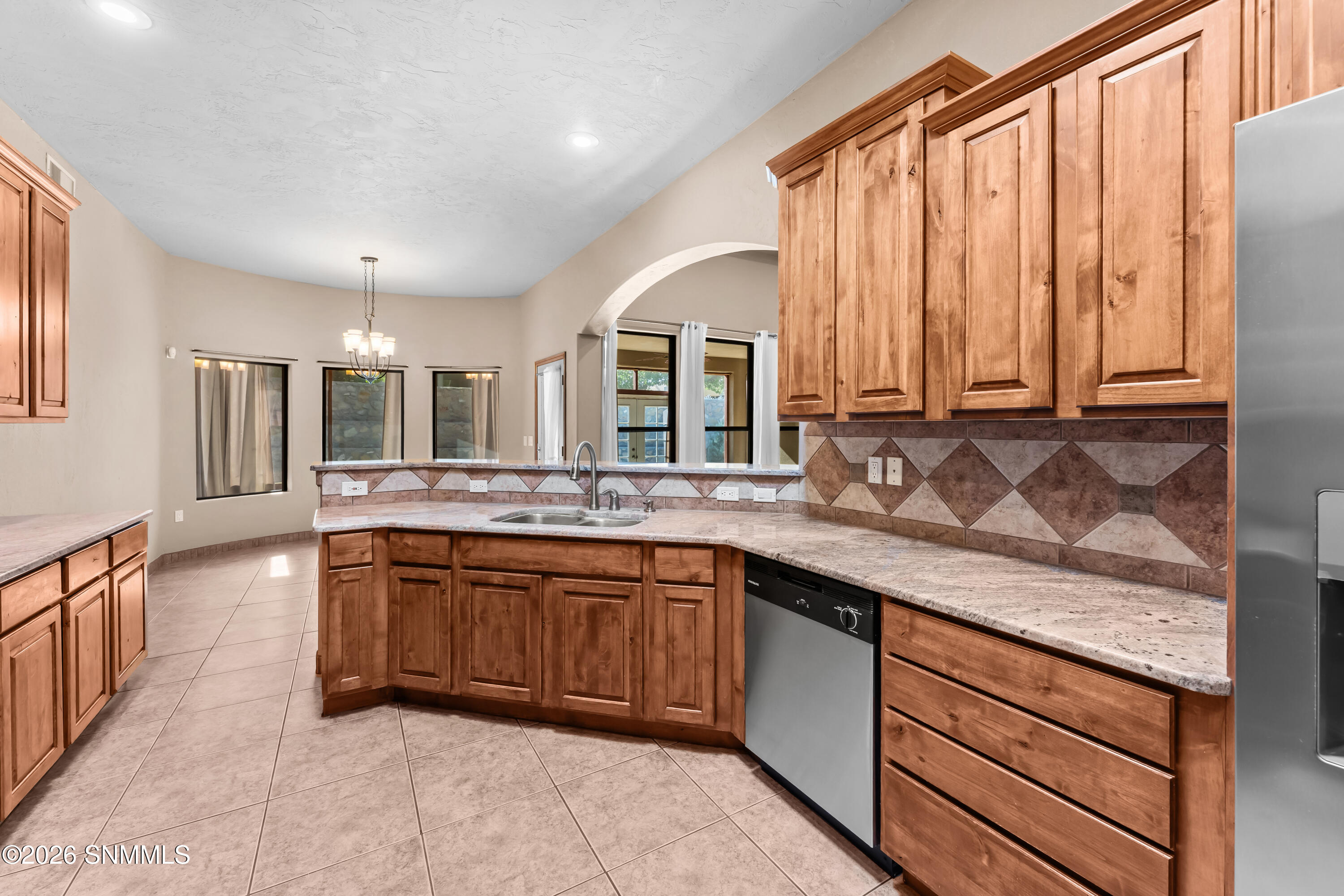 2026 El Presidio Drive Property Photo 15