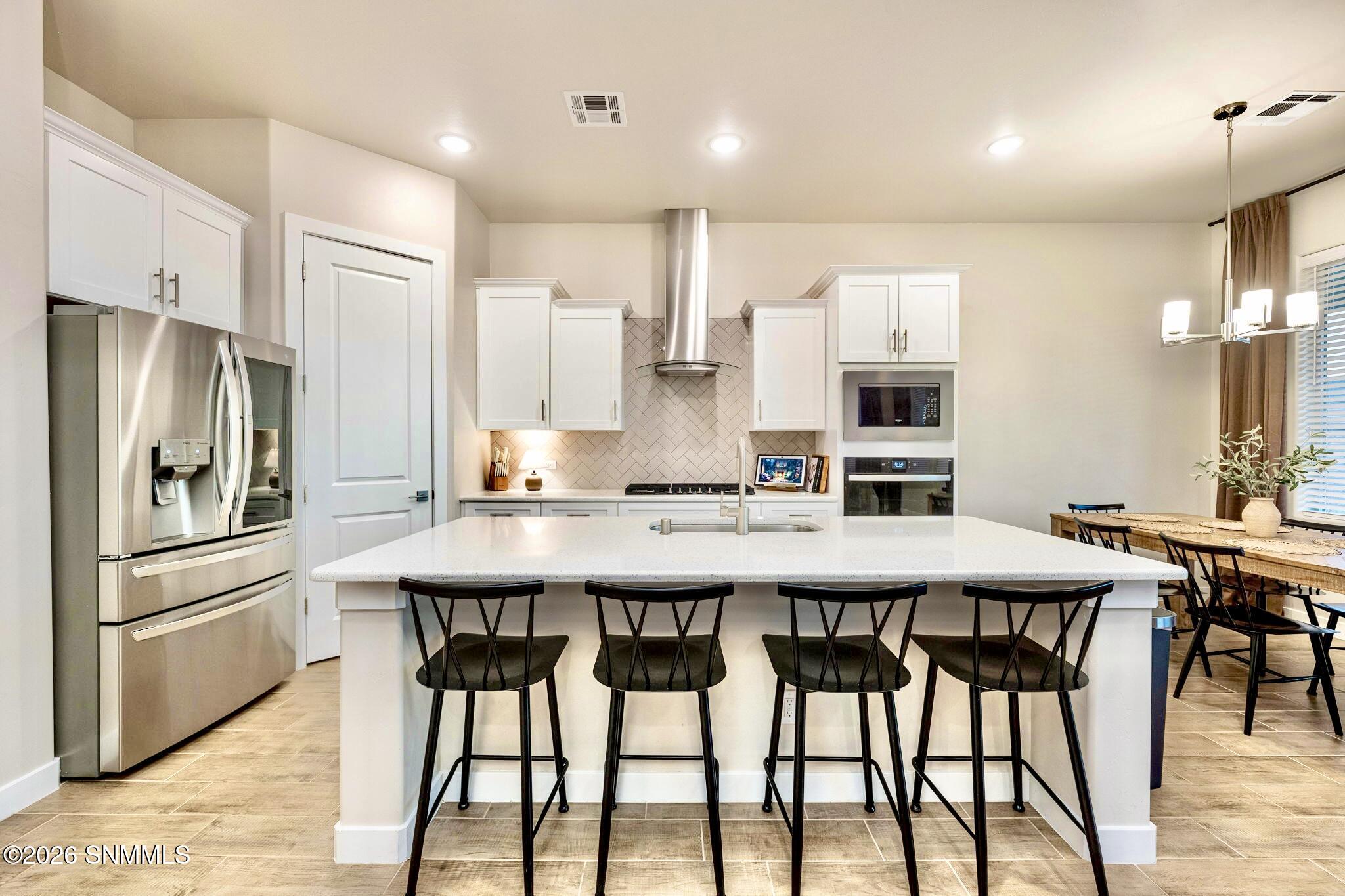 7661 Blue Star Loop Property Photo 4