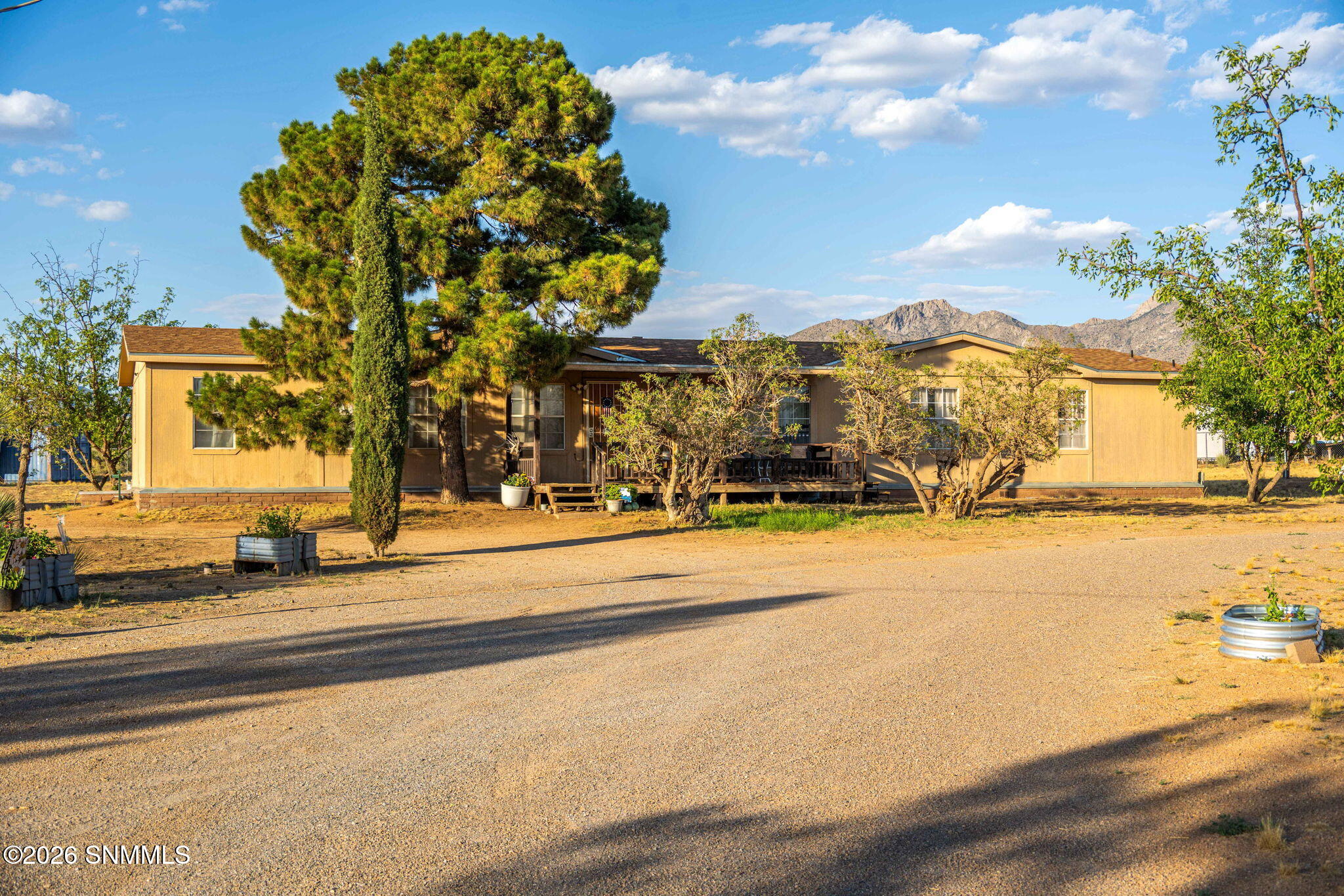 9825 Spur Lane Property Photo 4