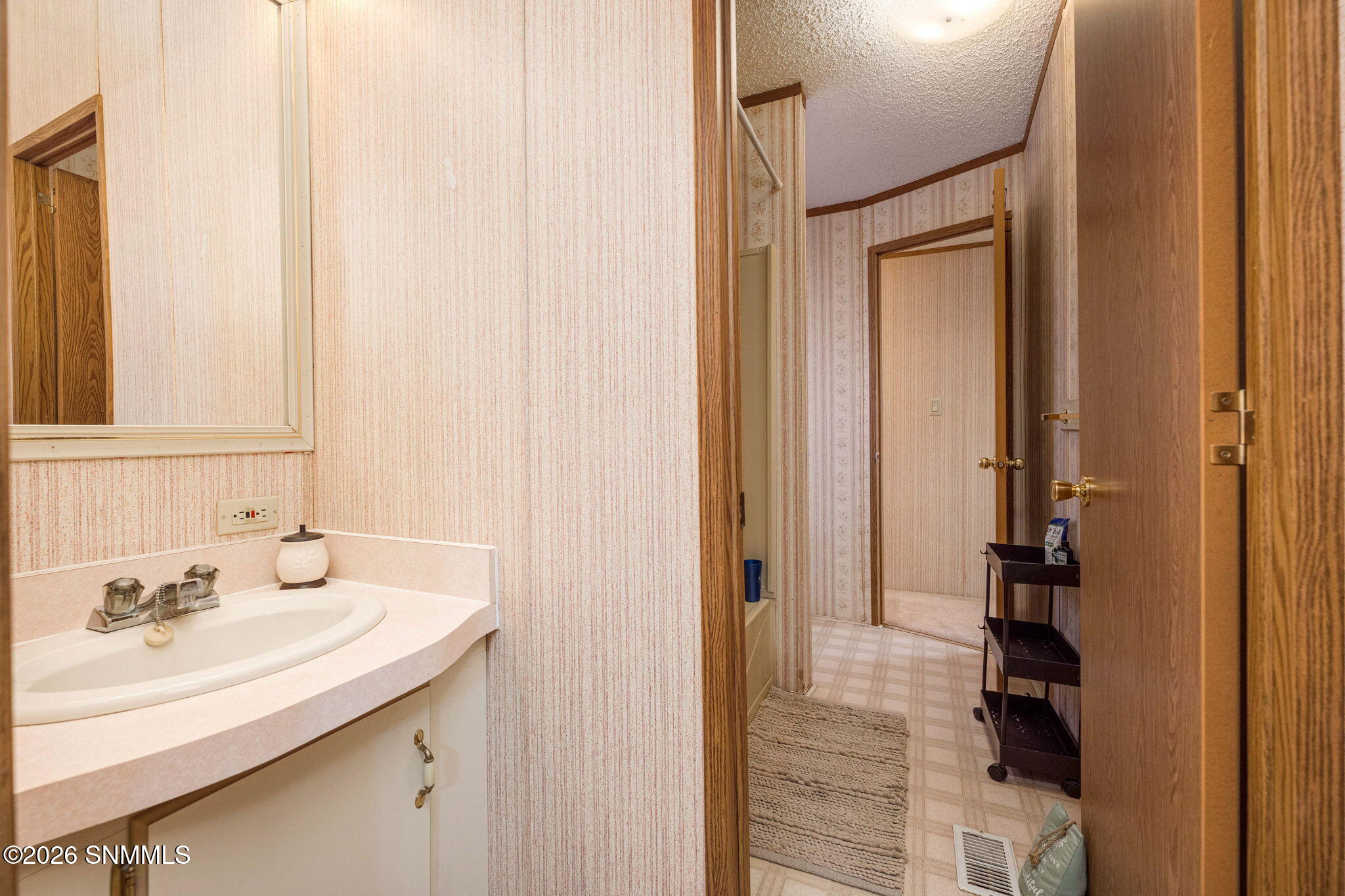 9825 Spur Lane Property Photo 27