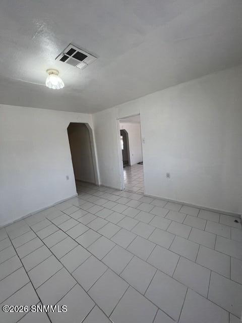 1070 N Tornillo Street Property Photo 3