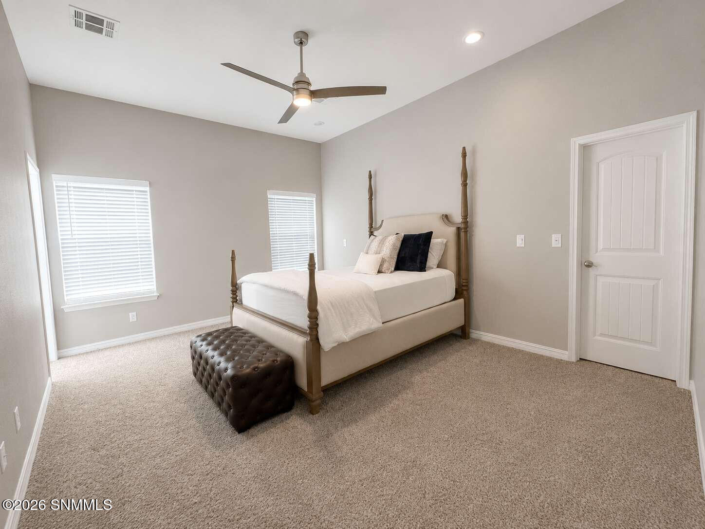 624 La Entrada Circle Property Photo 10