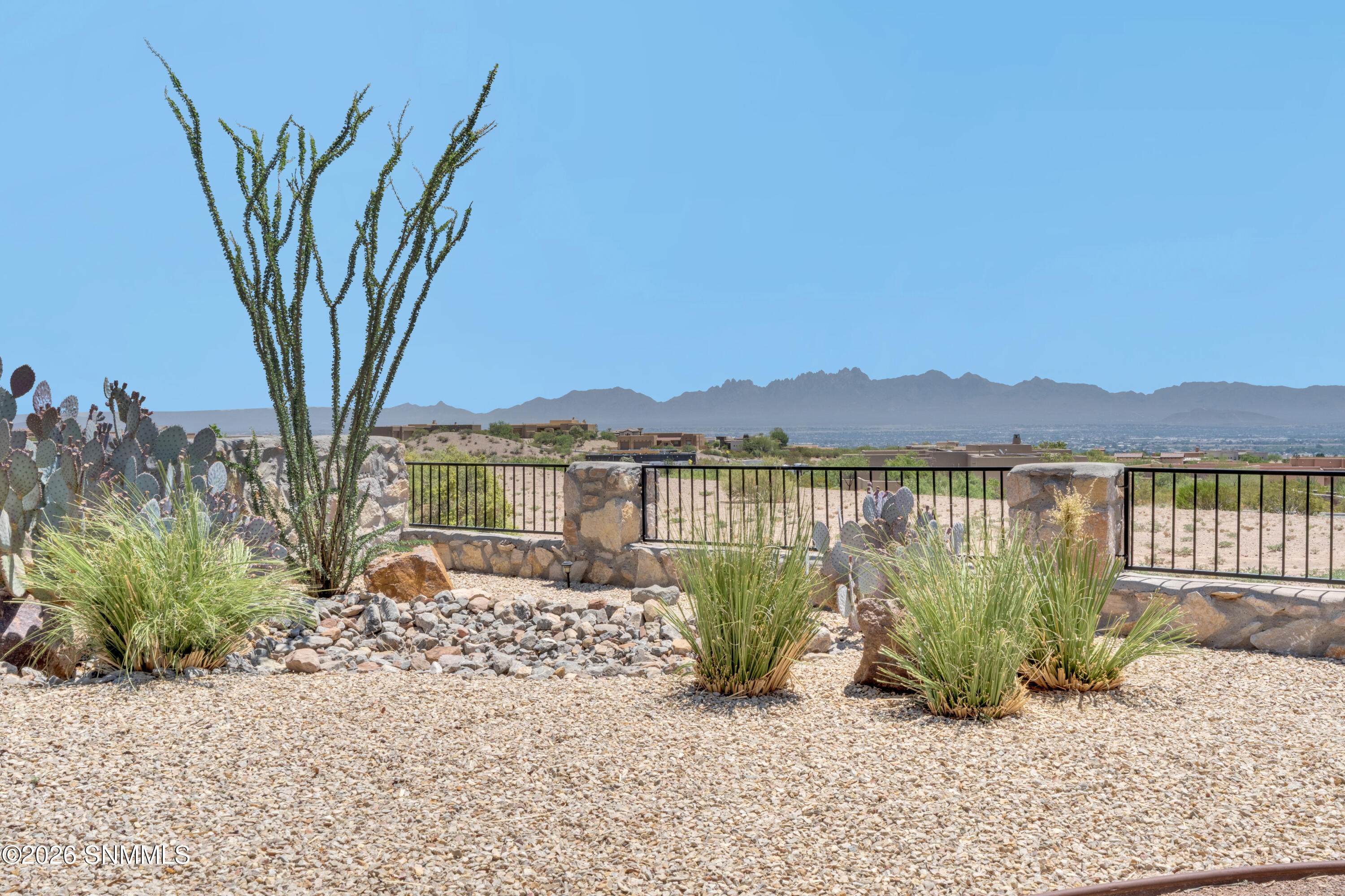 8185 Willow Bloom Circle Property Photo 2