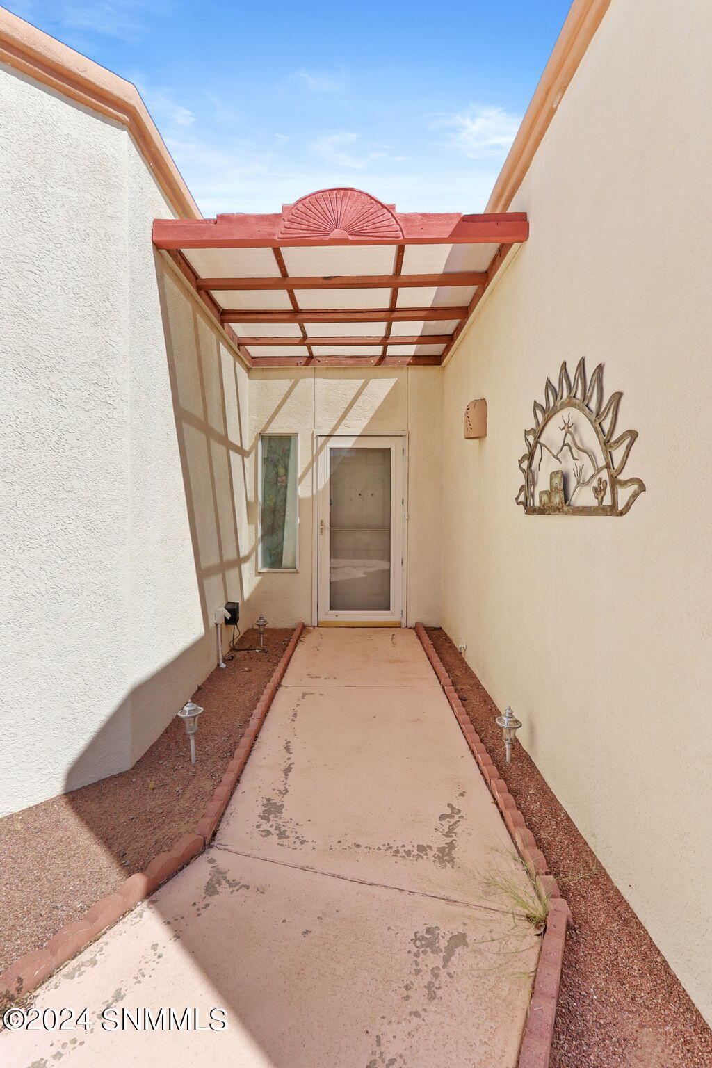 6732 Camino Blanco Property Photo 5