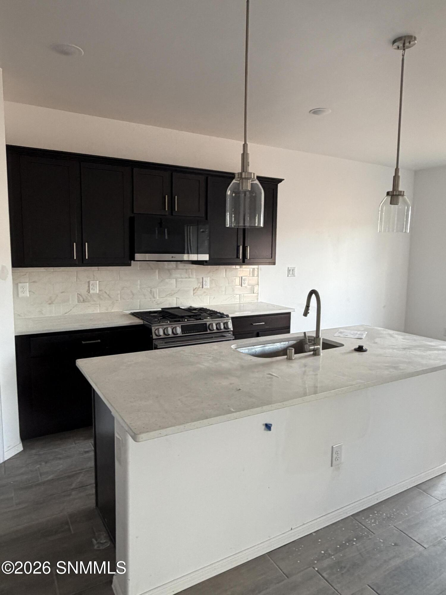 6544 Phoenix Street Property Photo 5