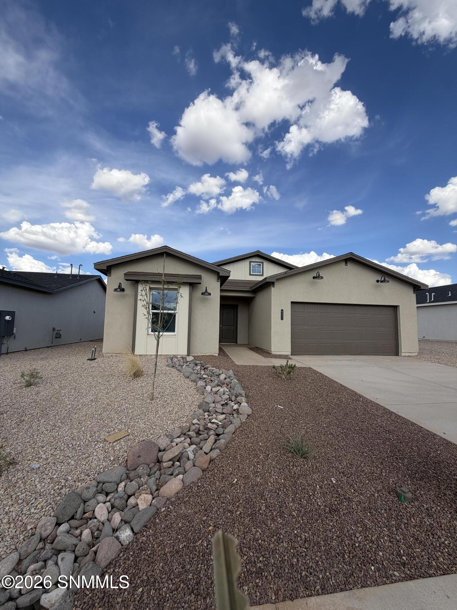6552 Phoenix Street Property Photo 1