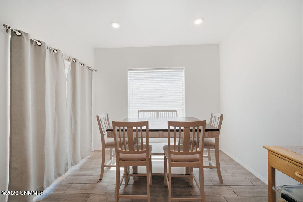 6122 Clapton Place Property Photo 7
