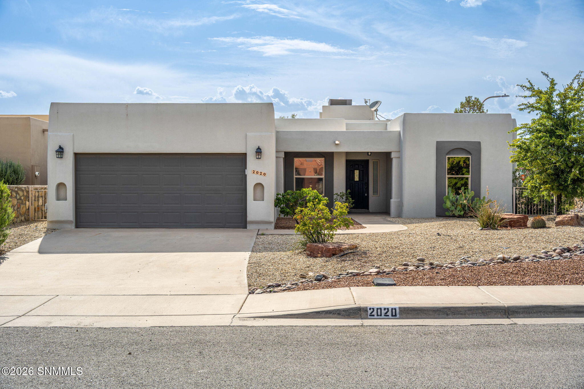 2020 Southern Star Loop Property Photo 3