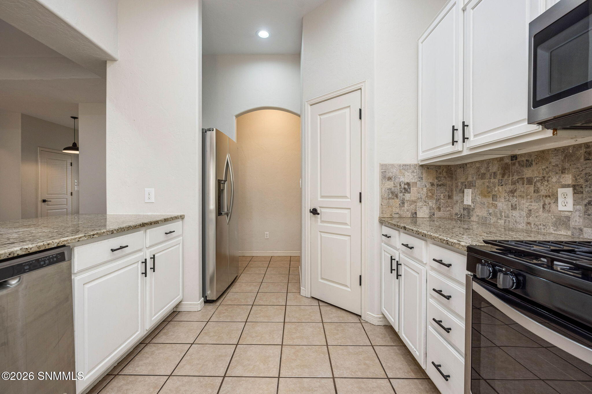 2020 Southern Star Loop Property Photo 14
