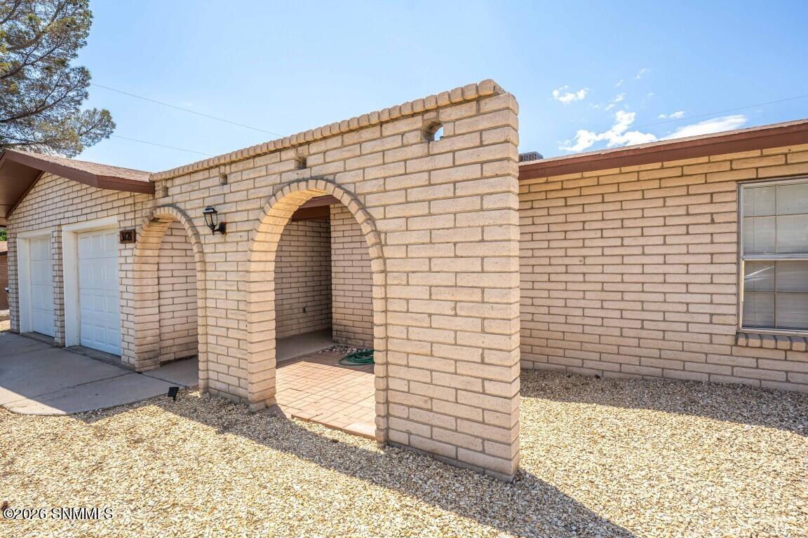 3121 Dyer Street Property Photo 4