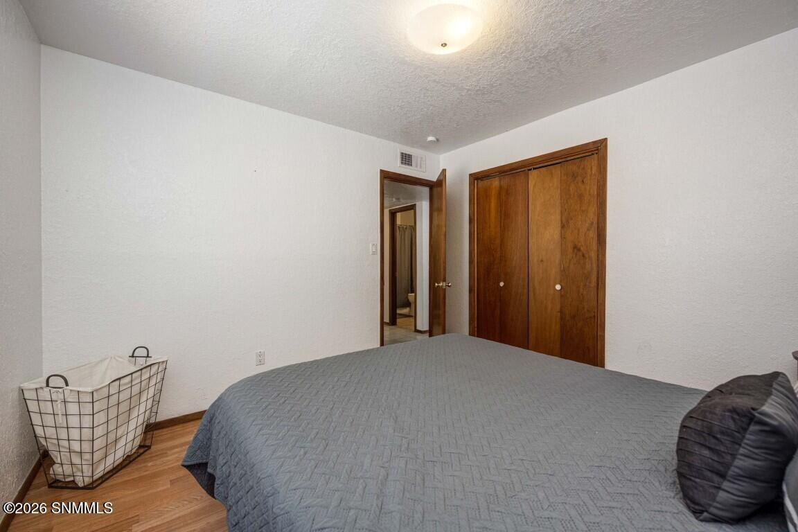 3121 Dyer Street Property Photo 25