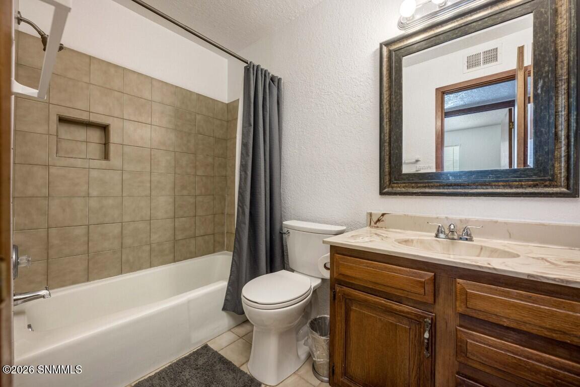 3121 Dyer Street Property Photo 26