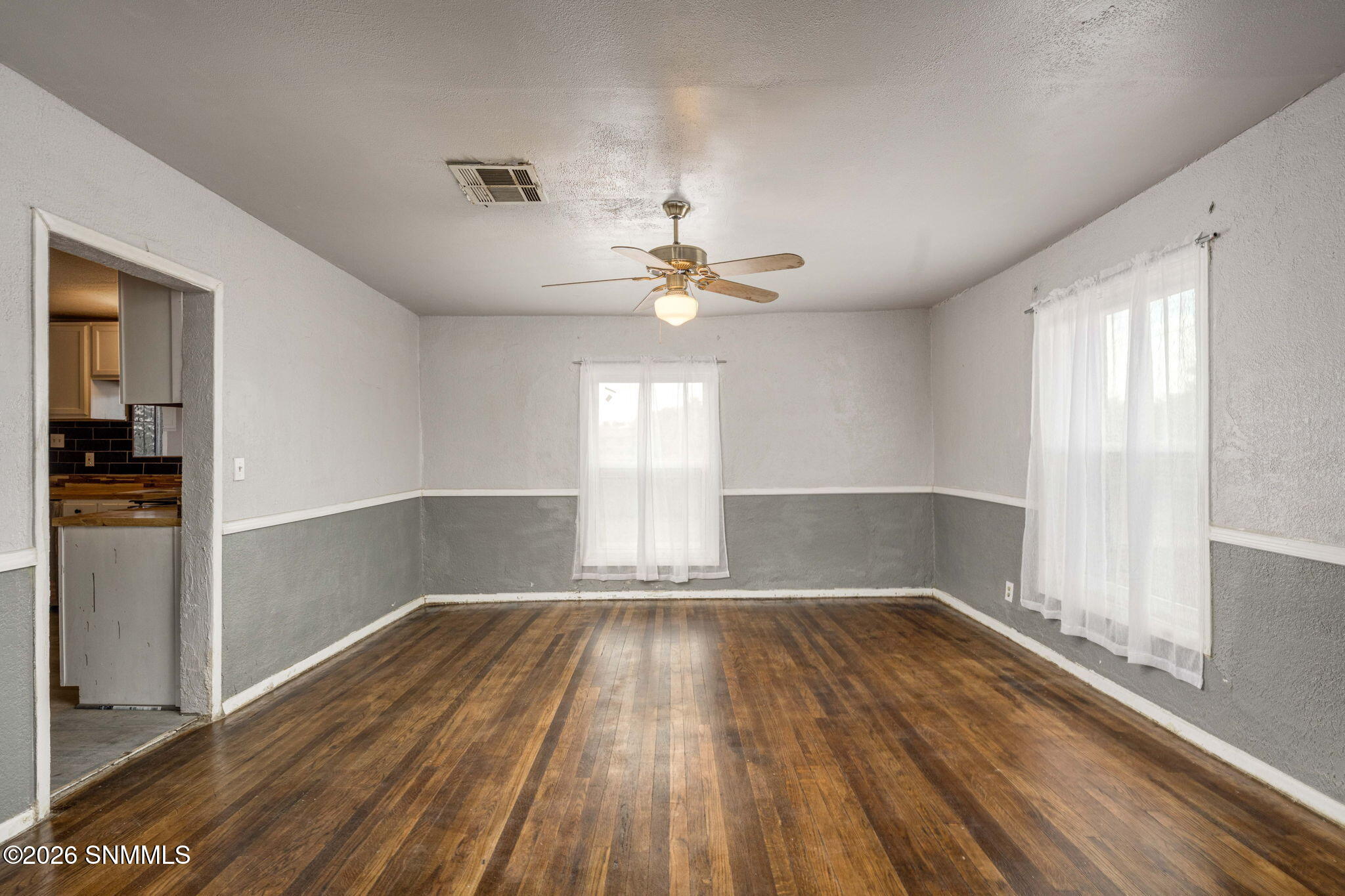 335 Armstrong Property Photo 9