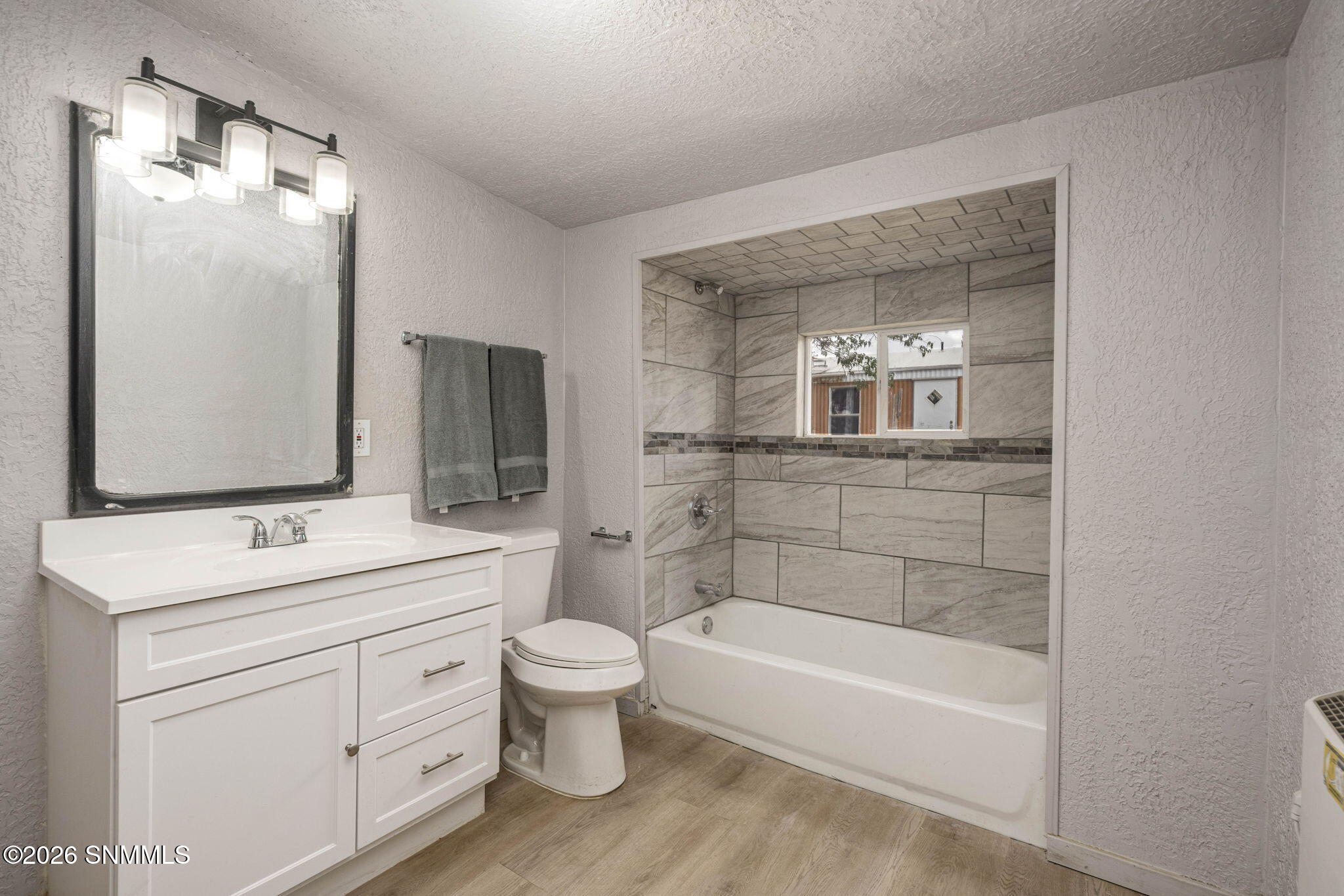 335 Armstrong Property Photo 18