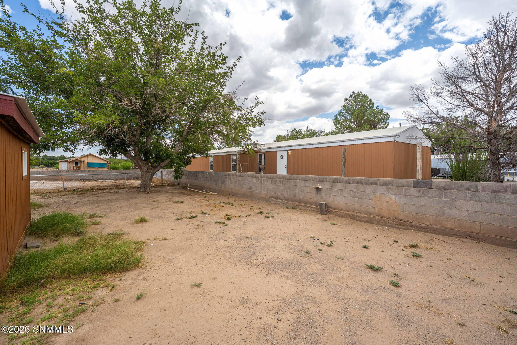335 Armstrong Property Photo 29