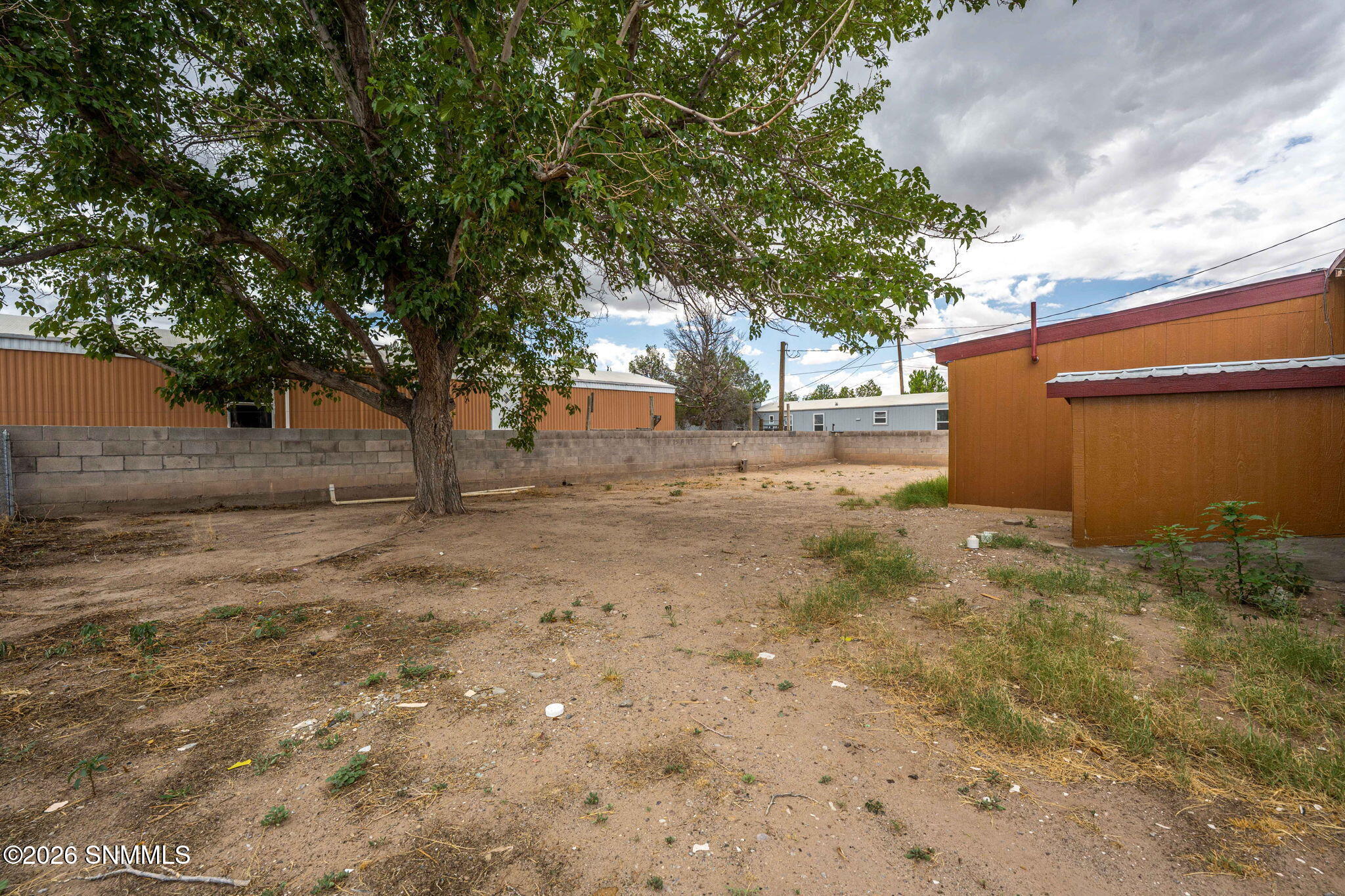 335 Armstrong Property Photo 34