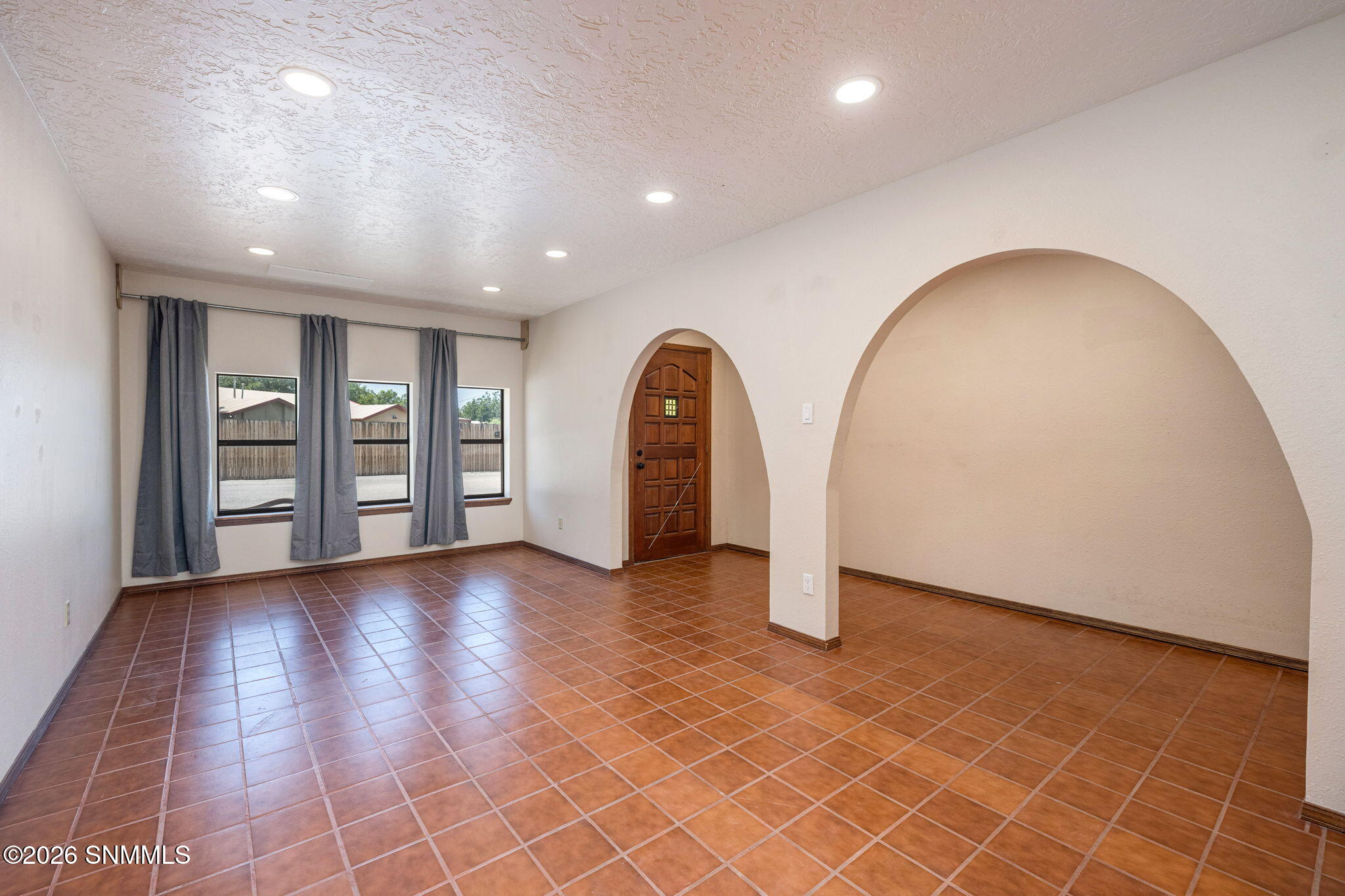 651 W Taylor Road Property Photo 9