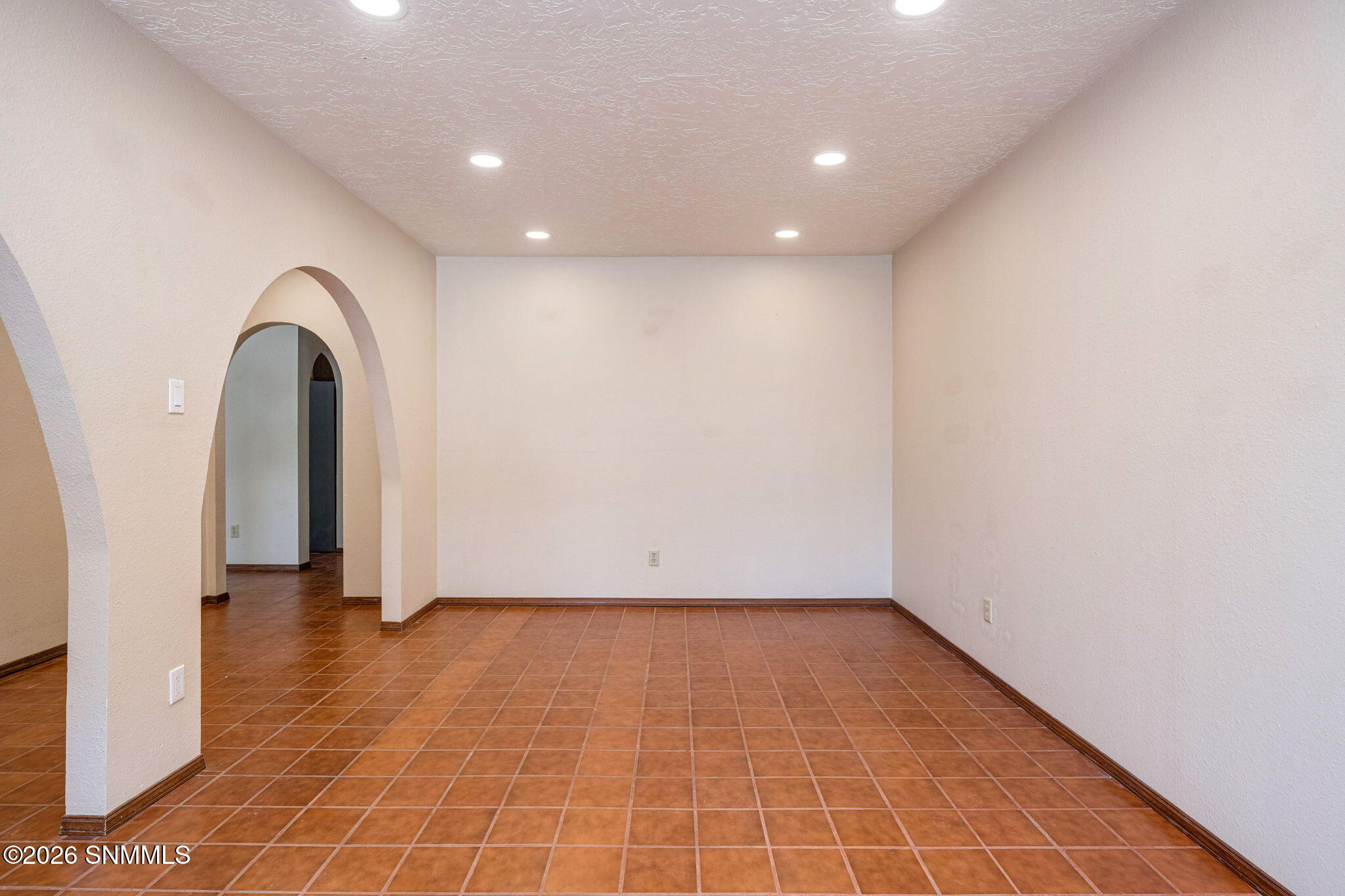 651 W Taylor Road Property Photo 10