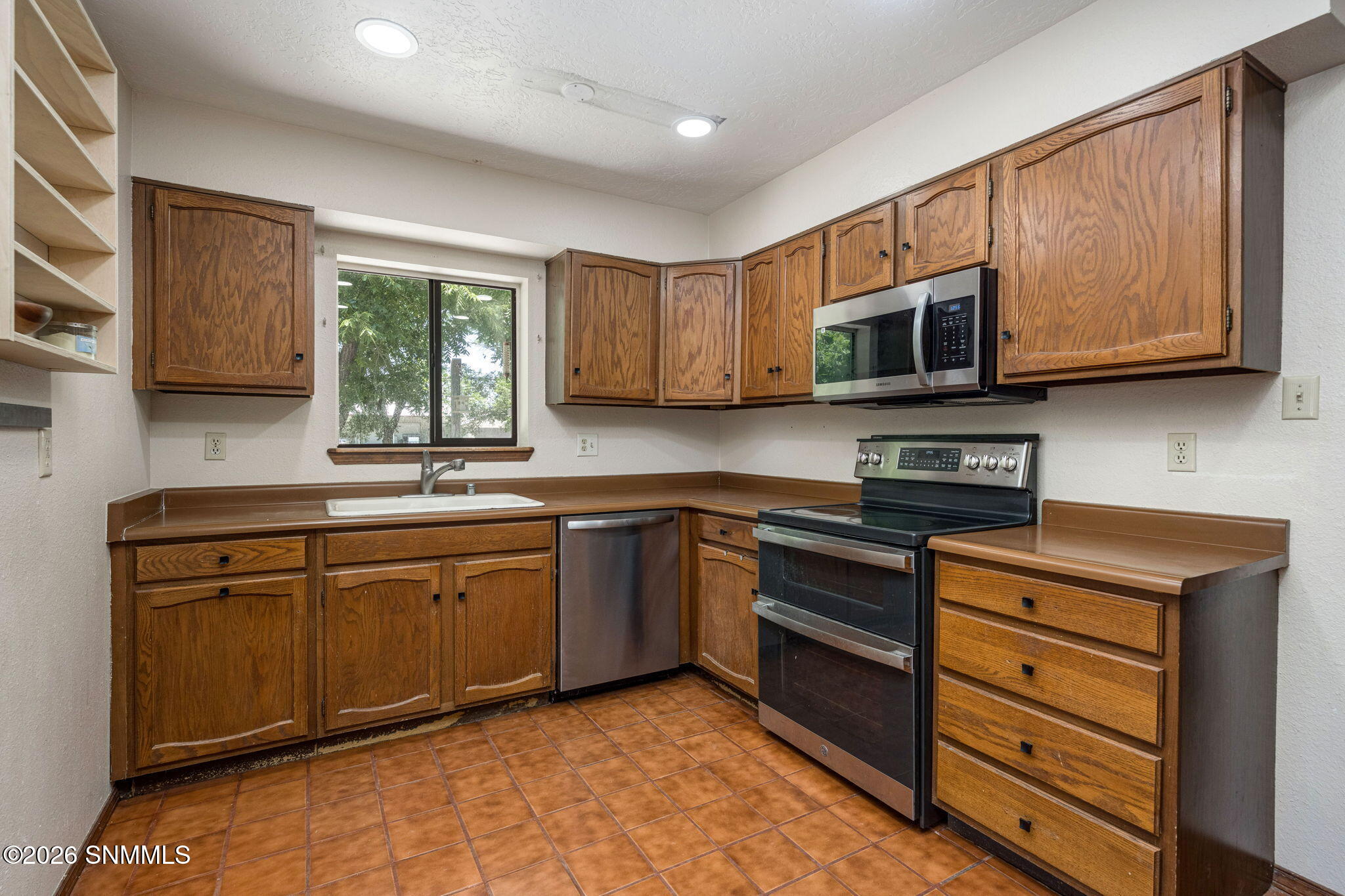 651 W Taylor Road Property Photo 17