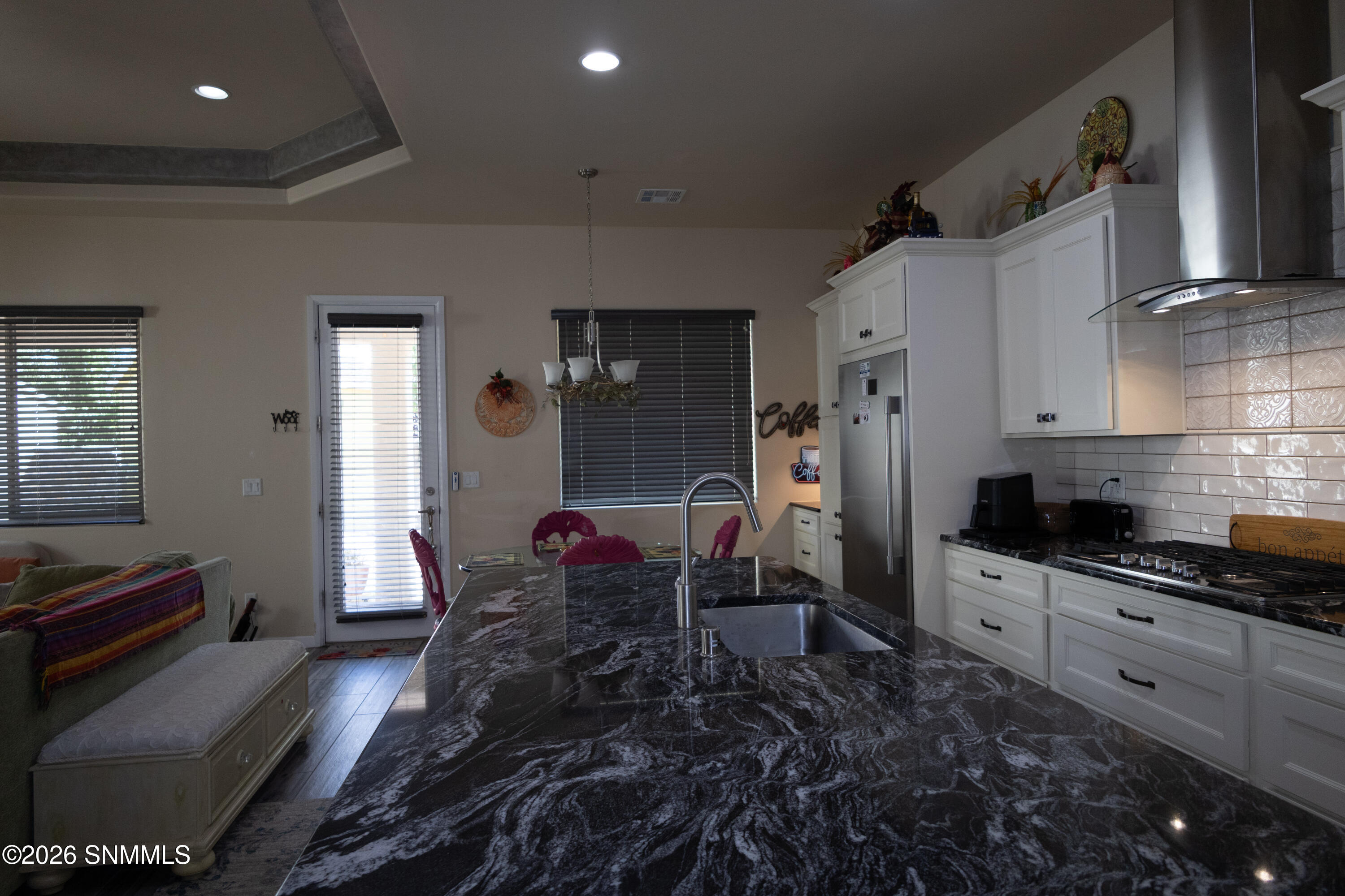 3684 Balboa Court Property Photo 7