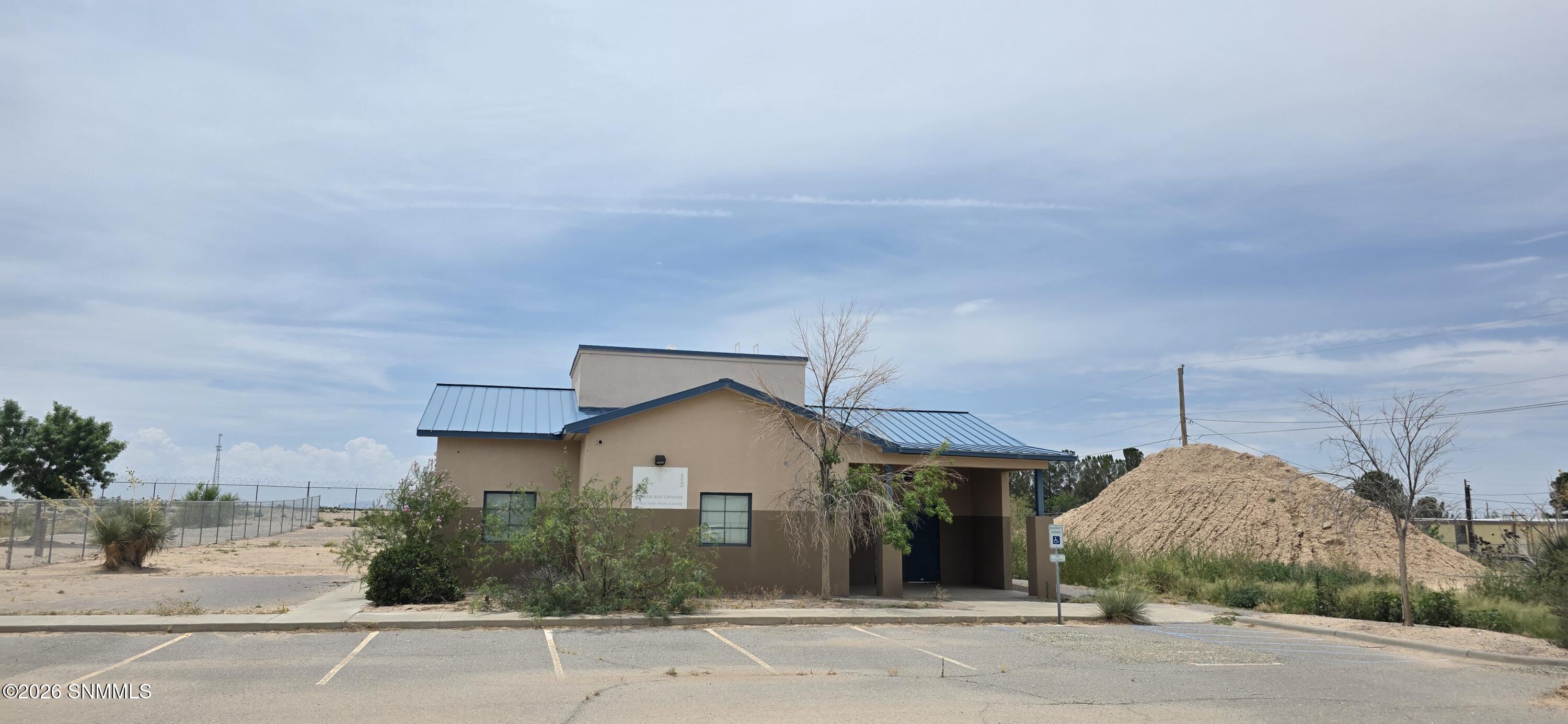 1150 E Berino Road Property Photo 3