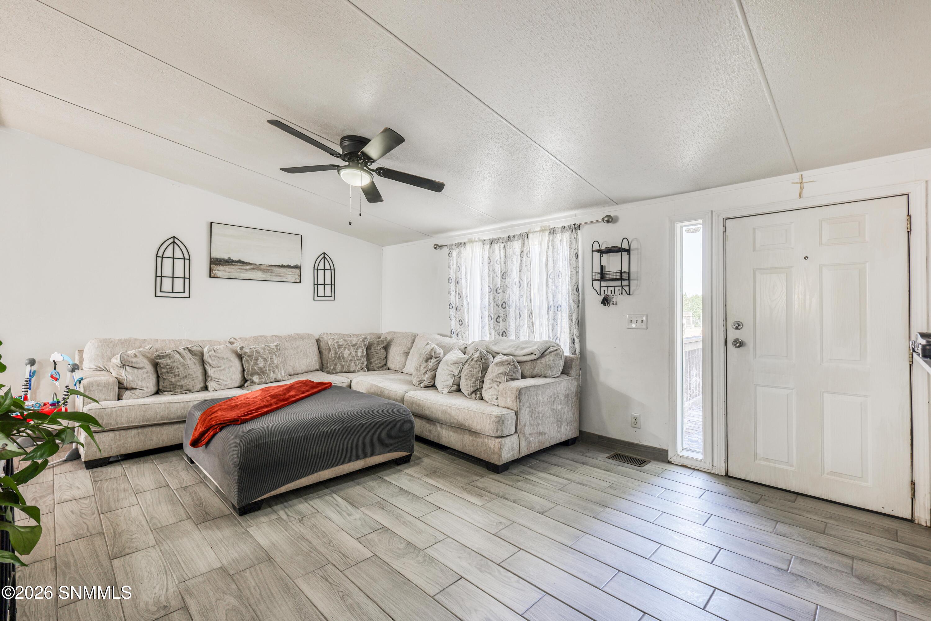 2529 Waltz Lane Property Photo 10